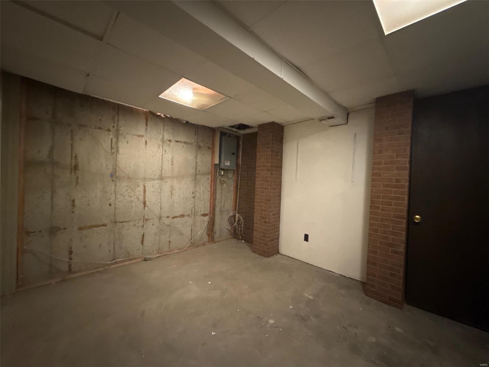 2873 Firelight Drive