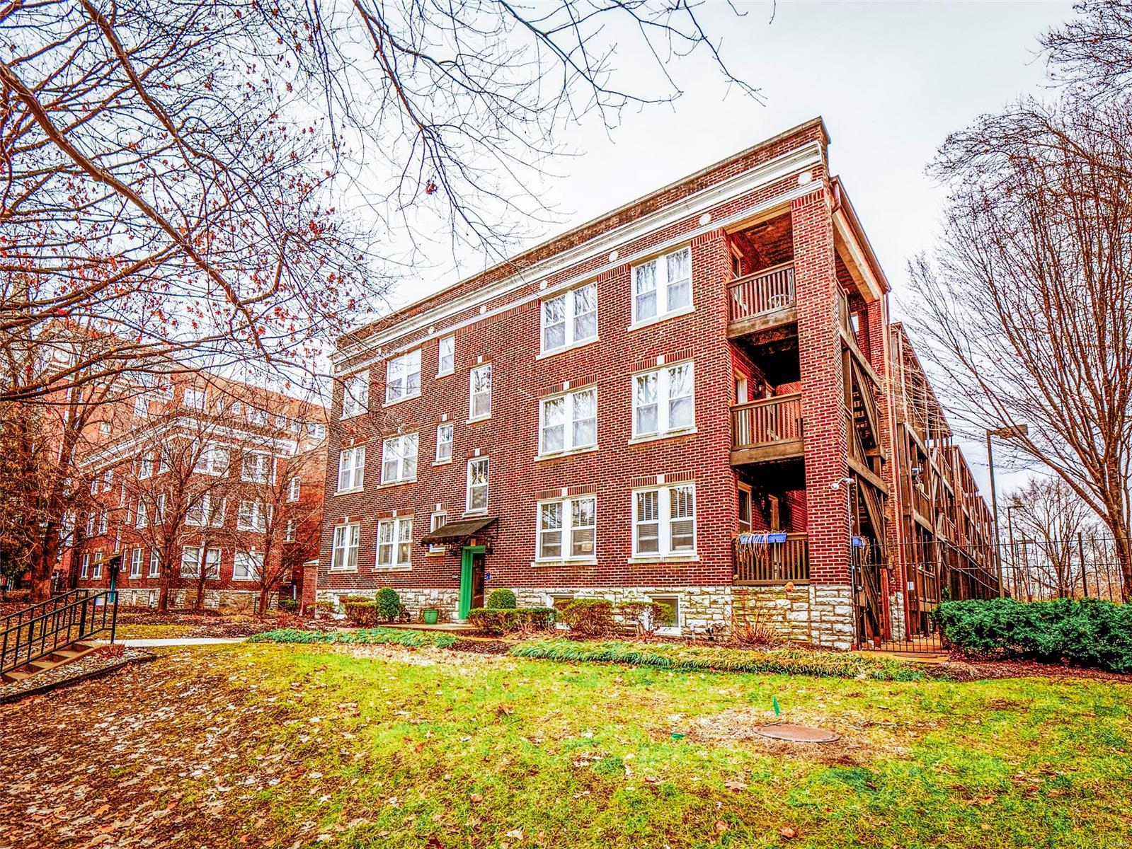 5360 Pershing Avenue Unit: 1A