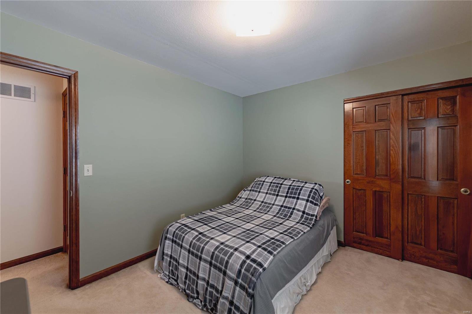 1537 Strawberry Glen Court