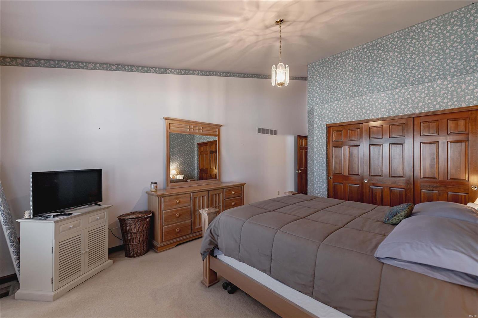 1537 Strawberry Glen Court