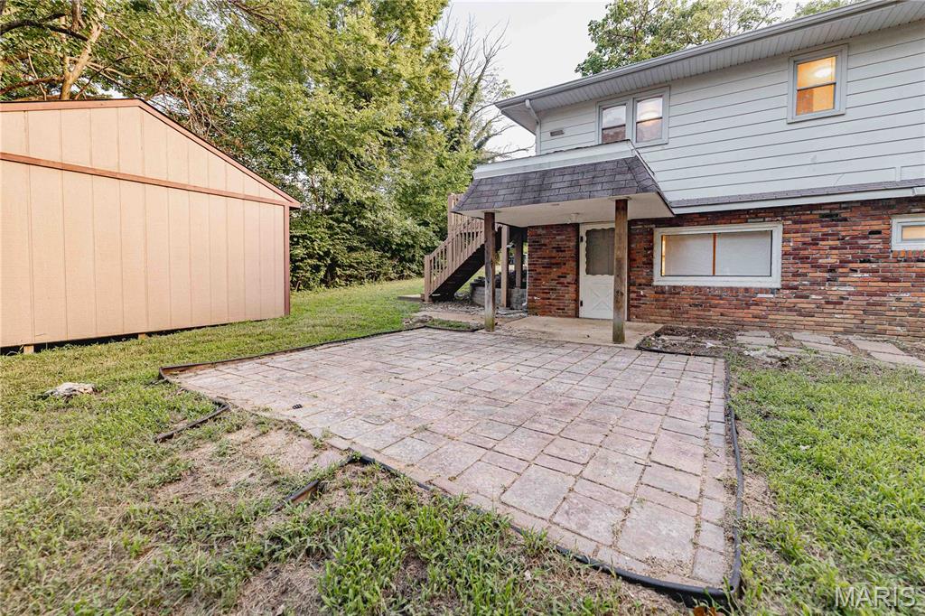 2028 Hilltop Drive