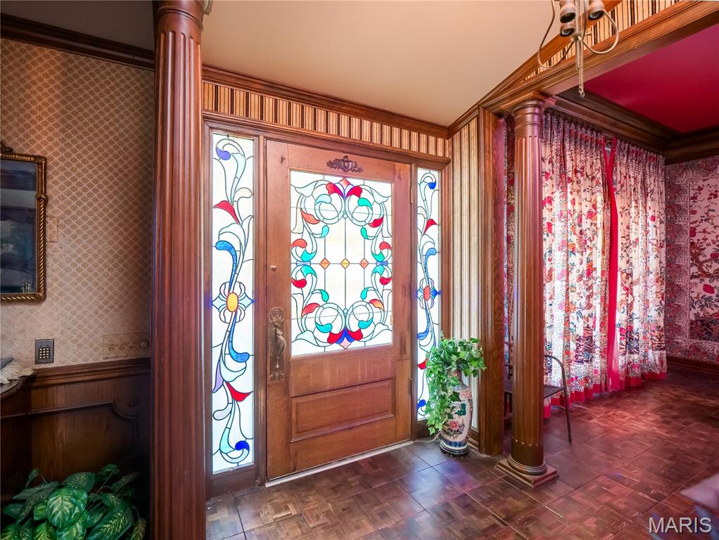 15 Meadowbrook Country Club Estate