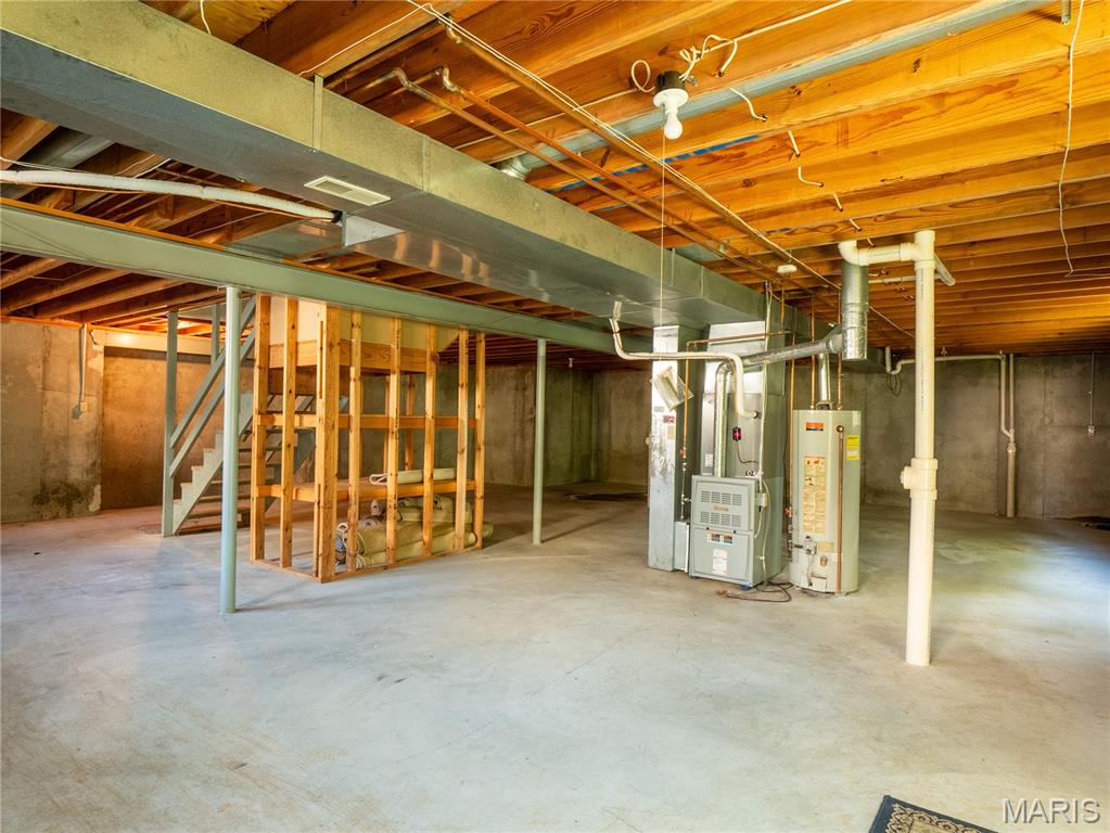 1525 Clayton Woods Court