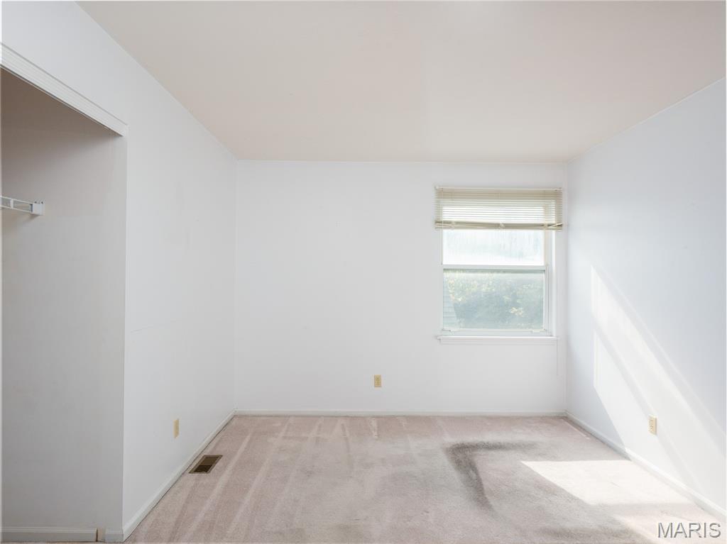 1525 Clayton Woods Court