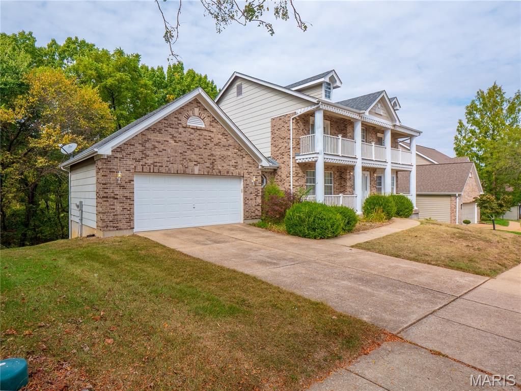 1525 Clayton Woods Court