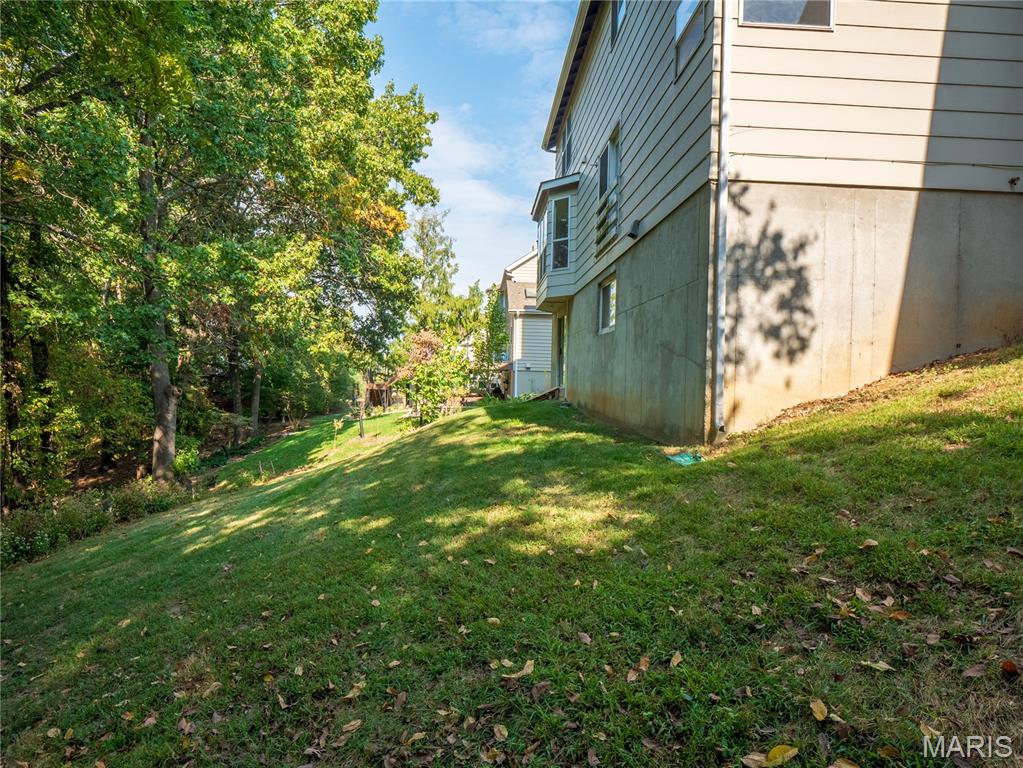 1525 Clayton Woods Court