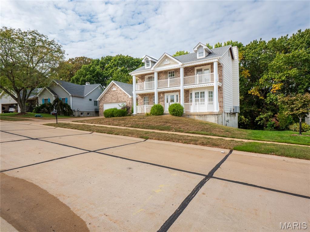 1525 Clayton Woods Court