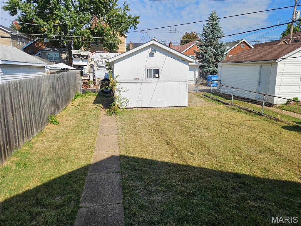 5343 Chippewa Street