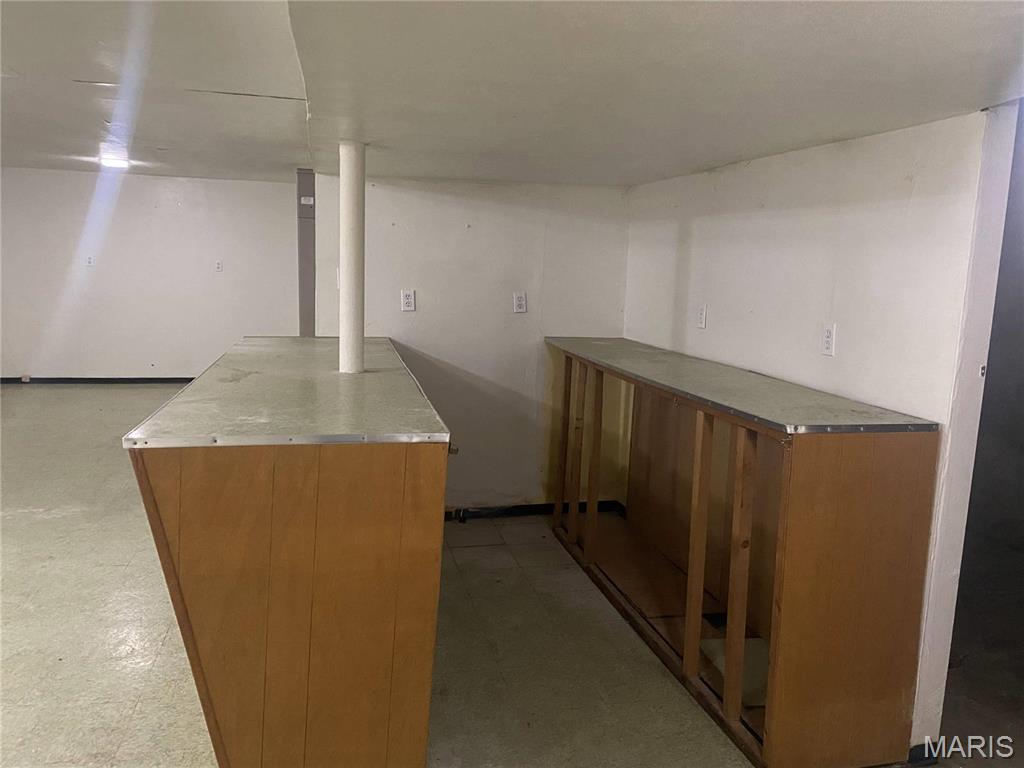 1445 Fairmeadows Lane