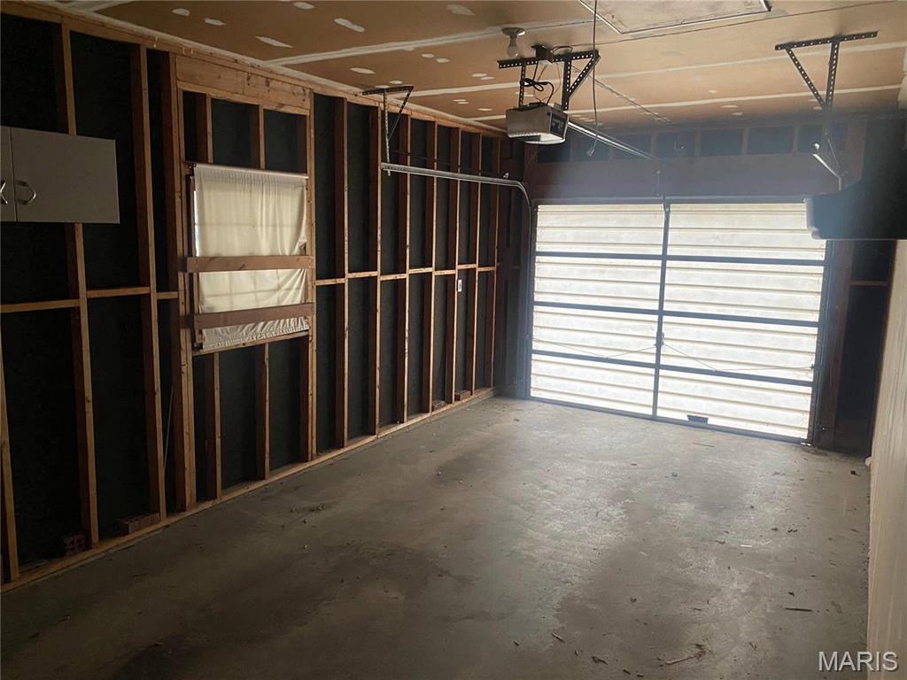 1445 Fairmeadows Lane