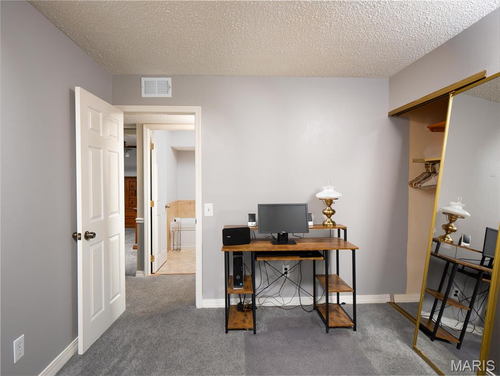 5032 Kempf Drive