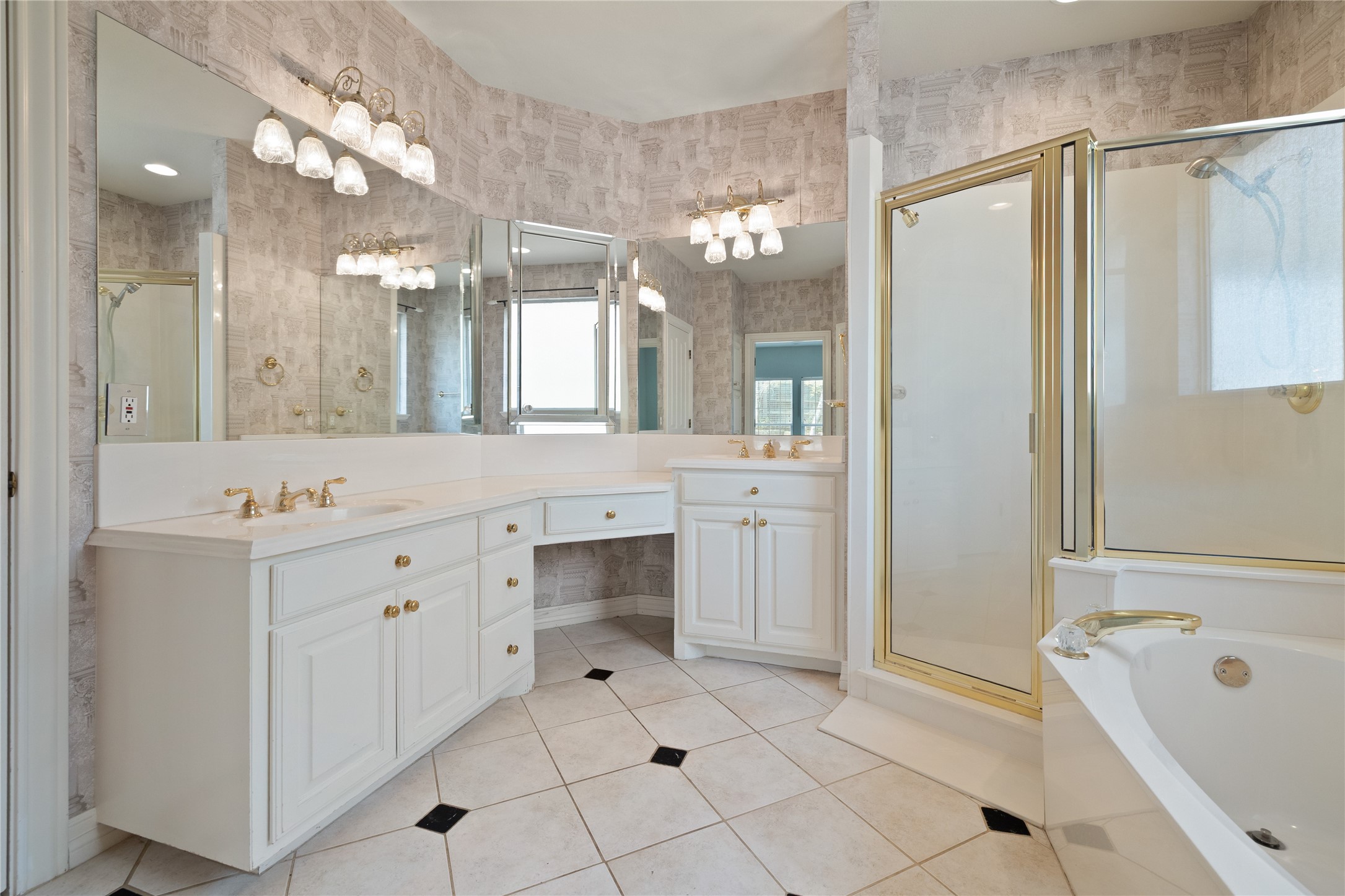 2411 Oak Shadow Court