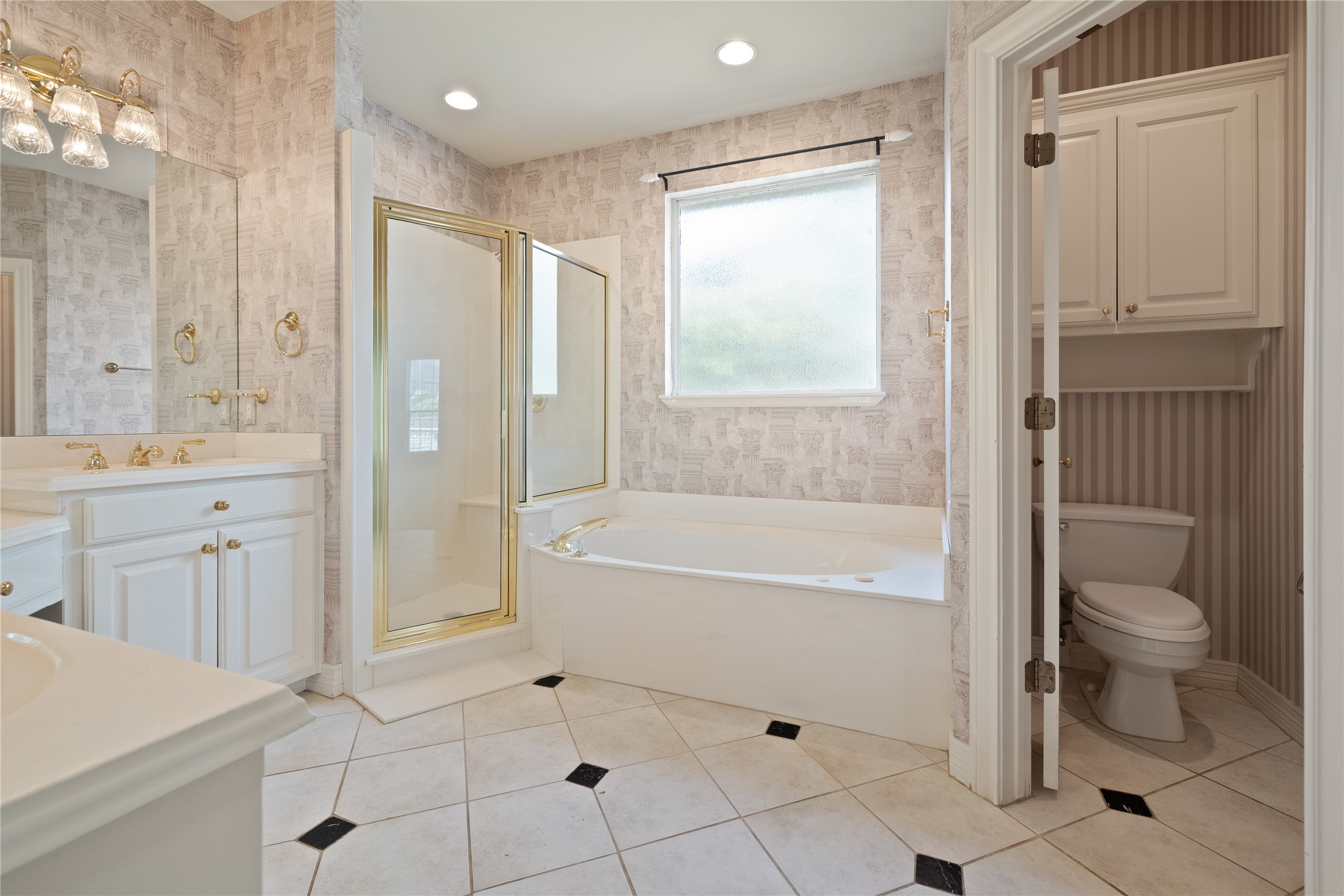 2411 Oak Shadow Court