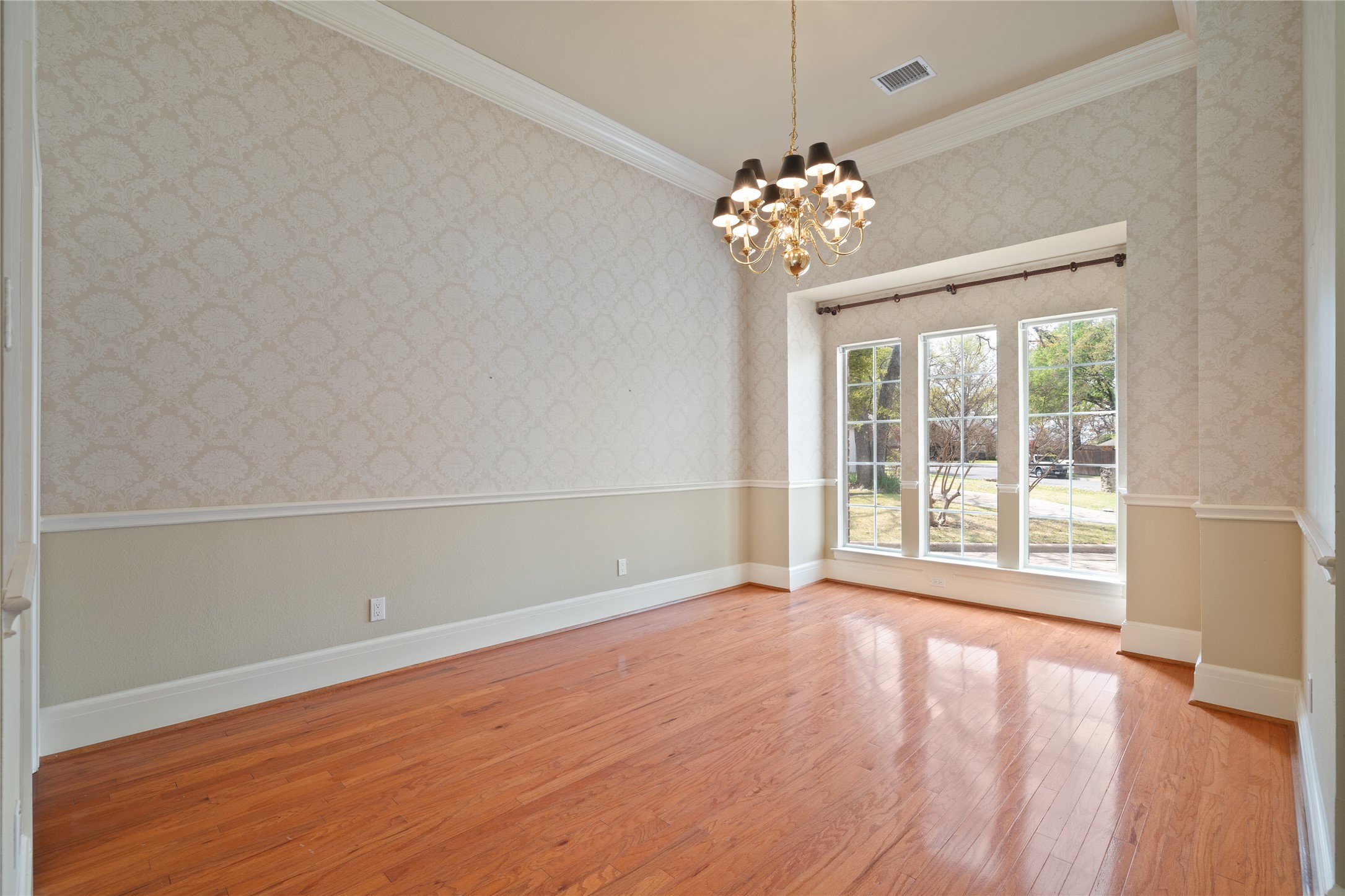 2411 Oak Shadow Court