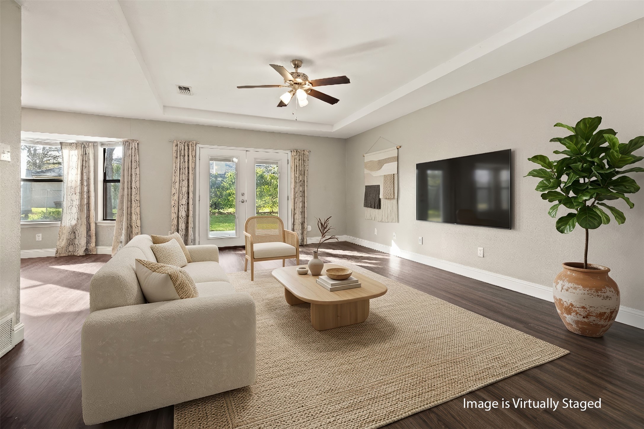 1094 Palm Court