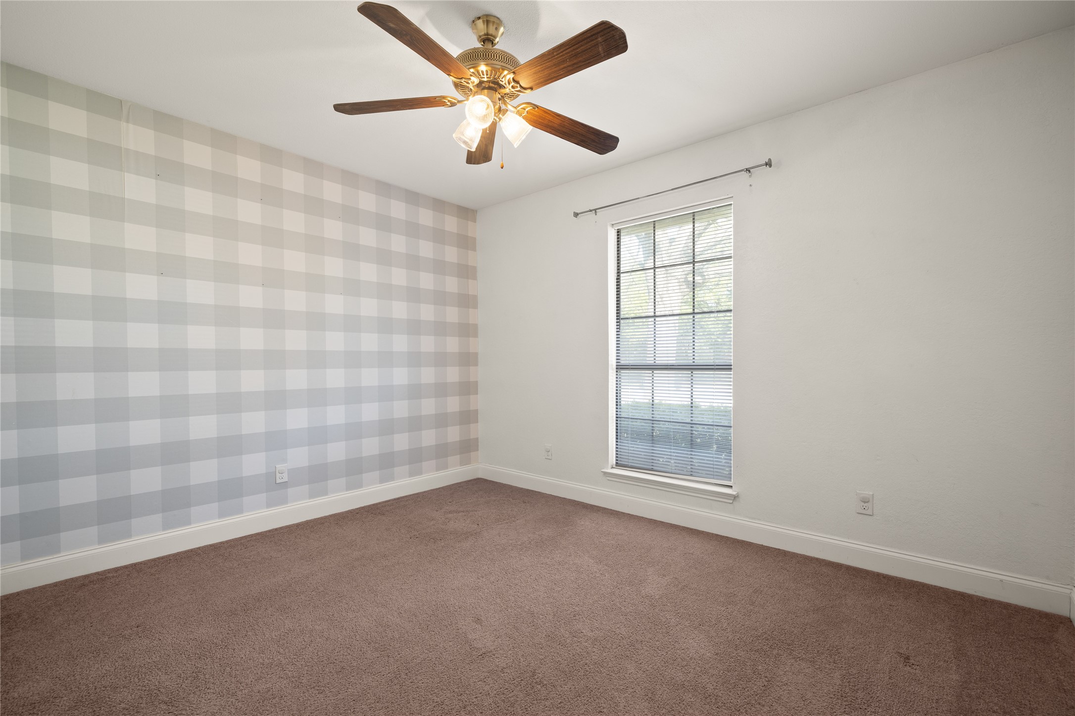 1094 Palm Court