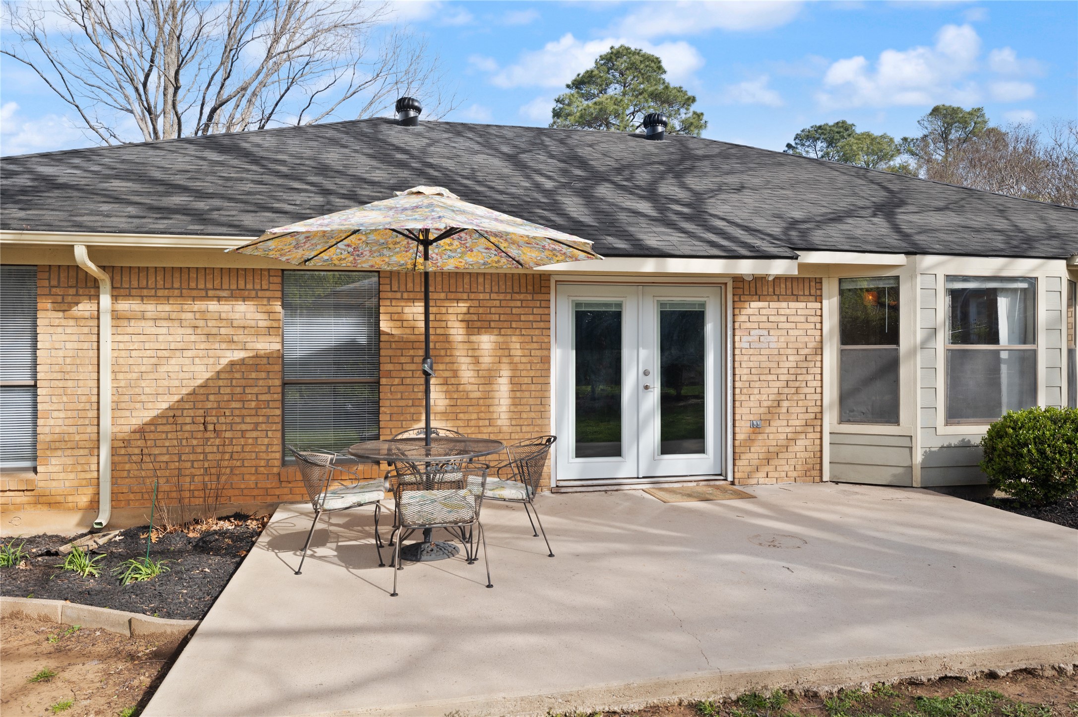 1094 Palm Court