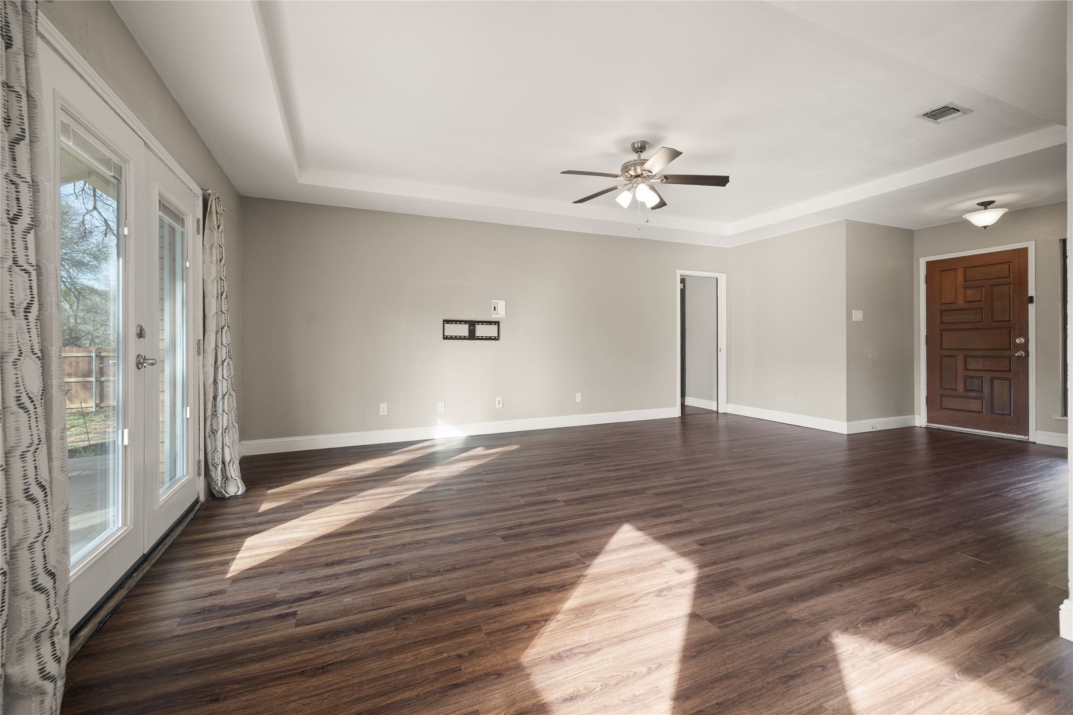 1094 Palm Court