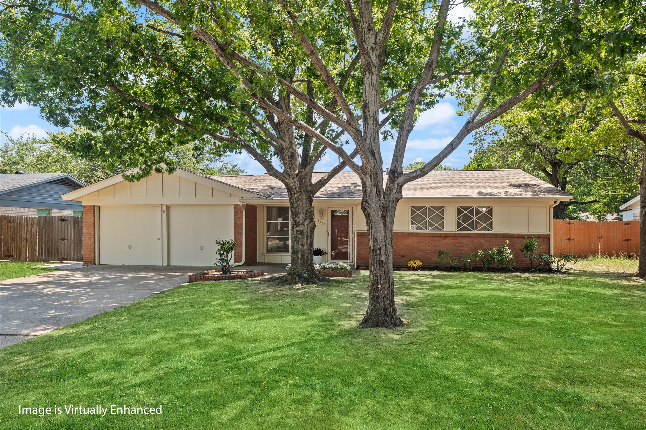 1332 Harrison Lane
