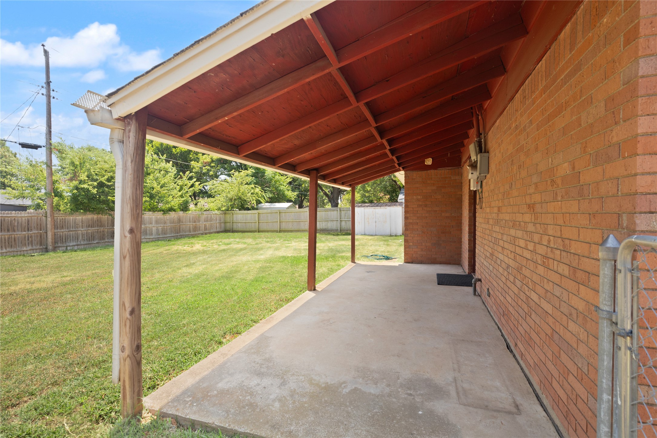1332 Harrison Lane