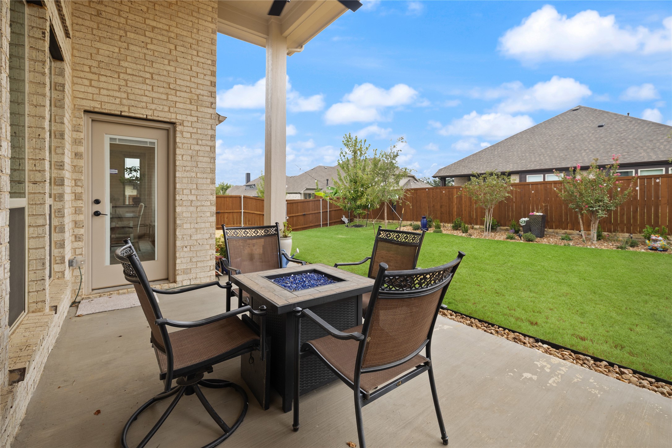 2307 Knapp Trail