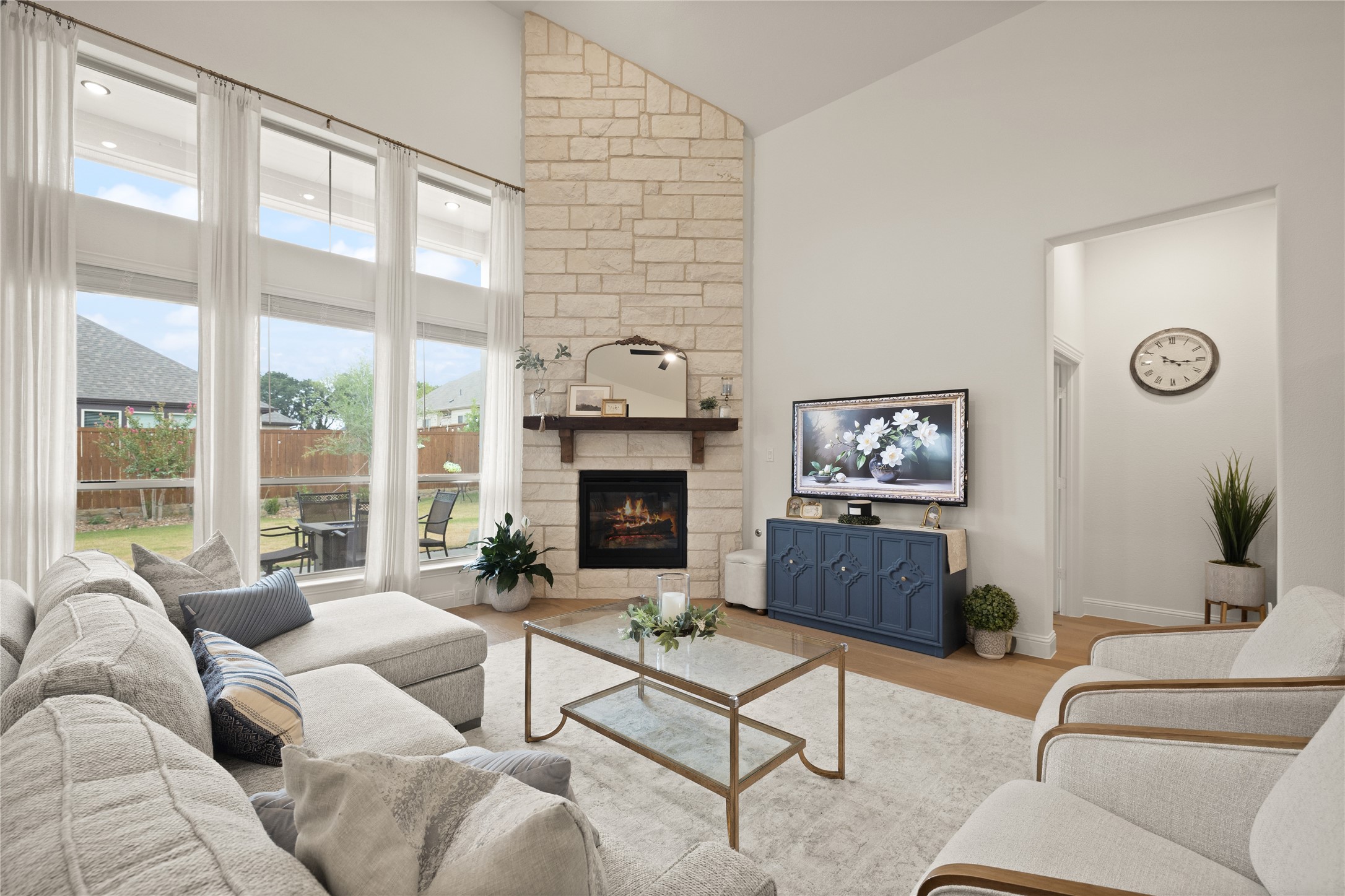 2307 Knapp Trail