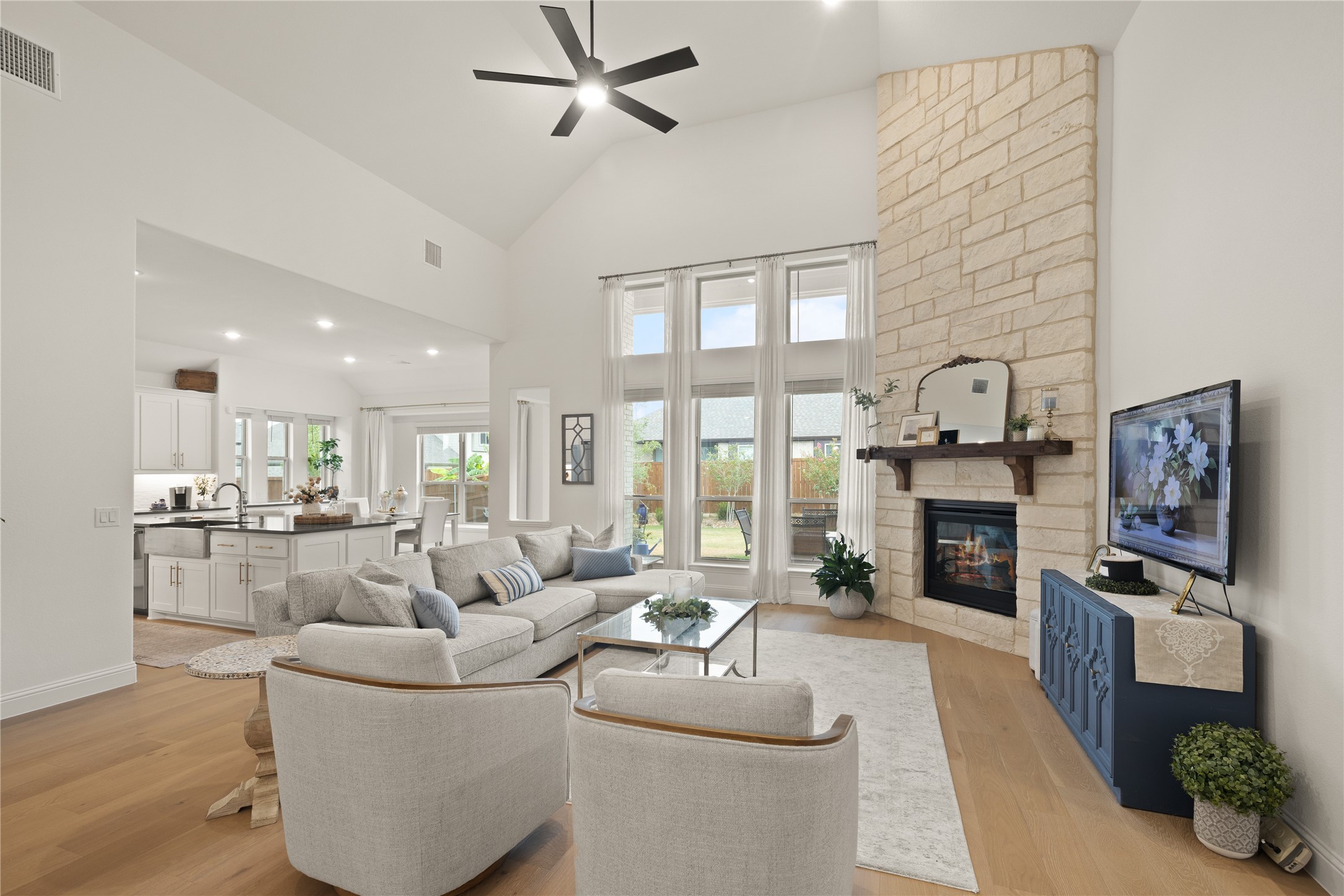 2307 Knapp Trail