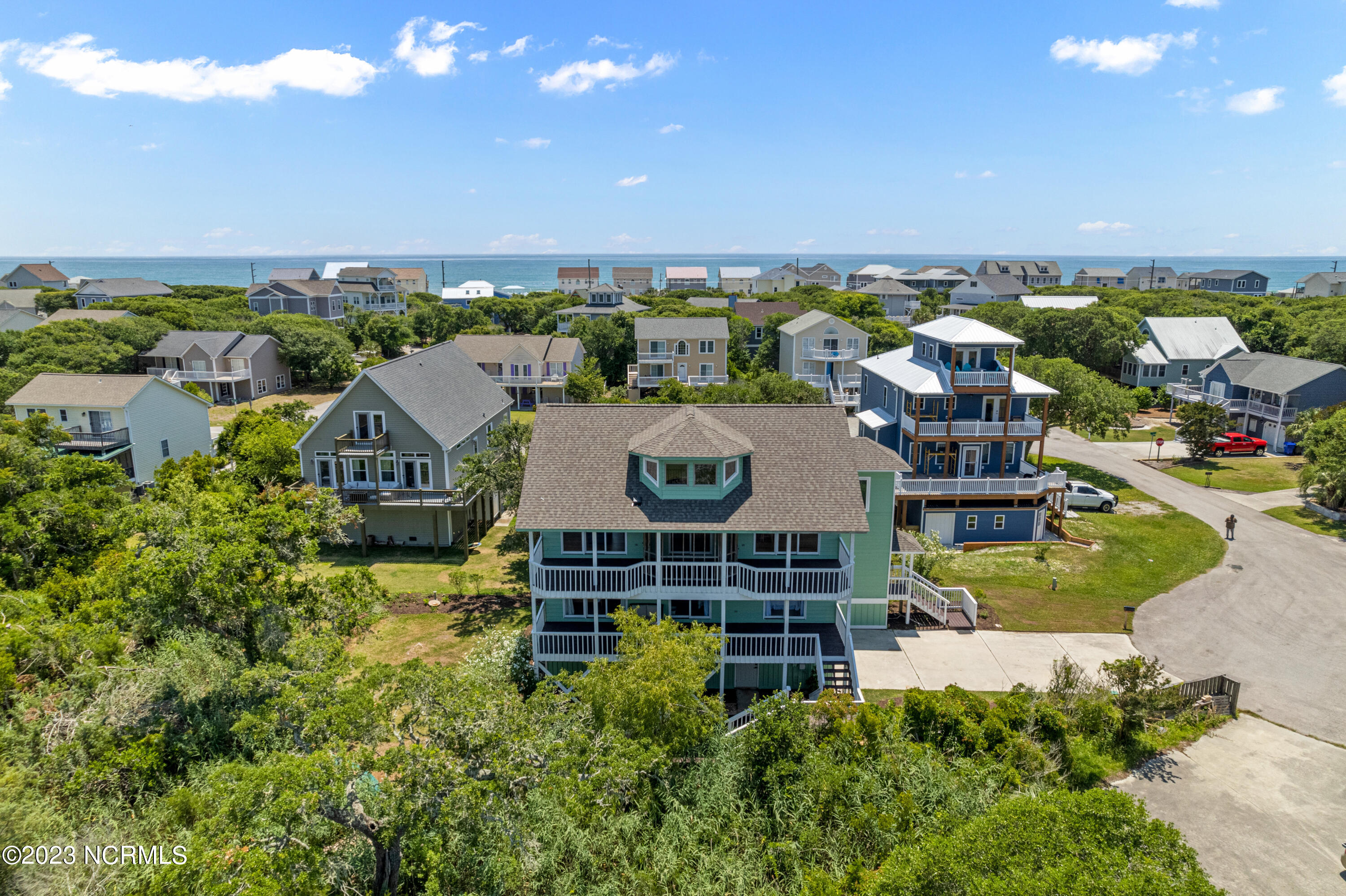 36 N Oak Court