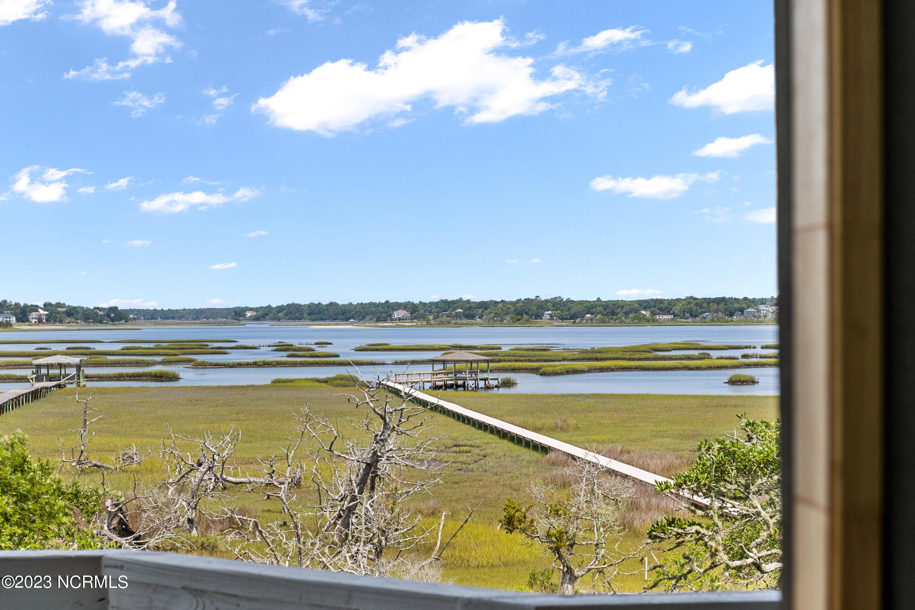 36 N Oak Court