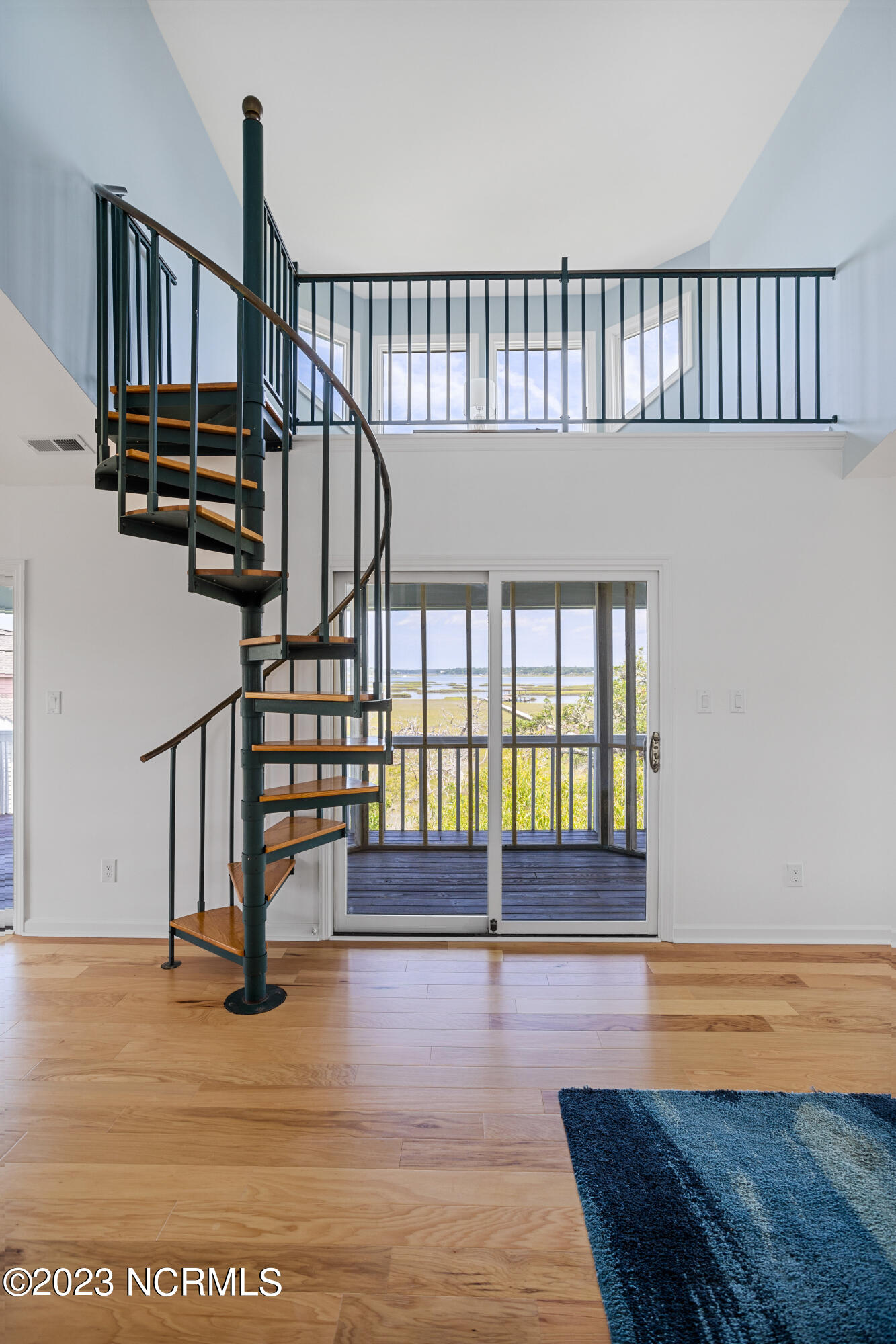 36 N Oak Court