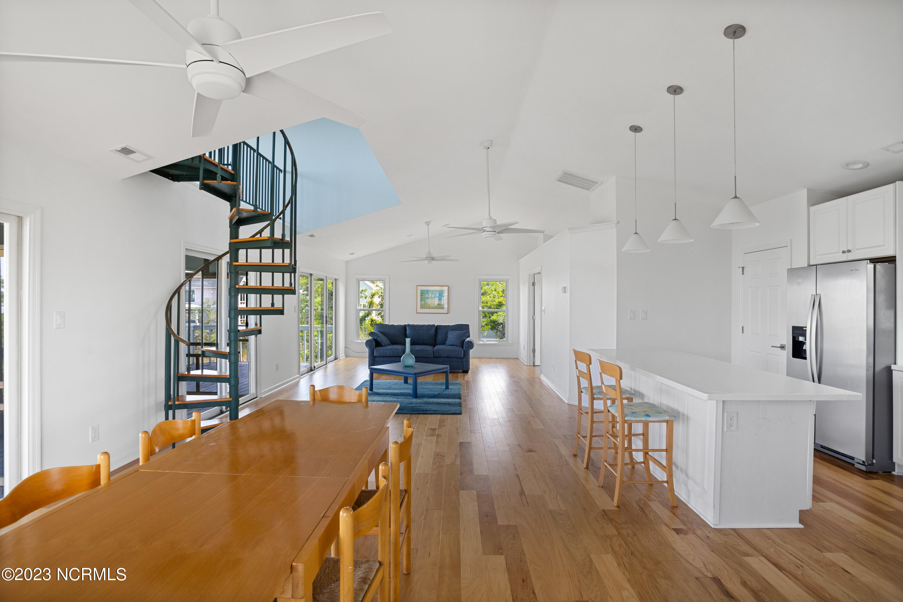 36 N Oak Court