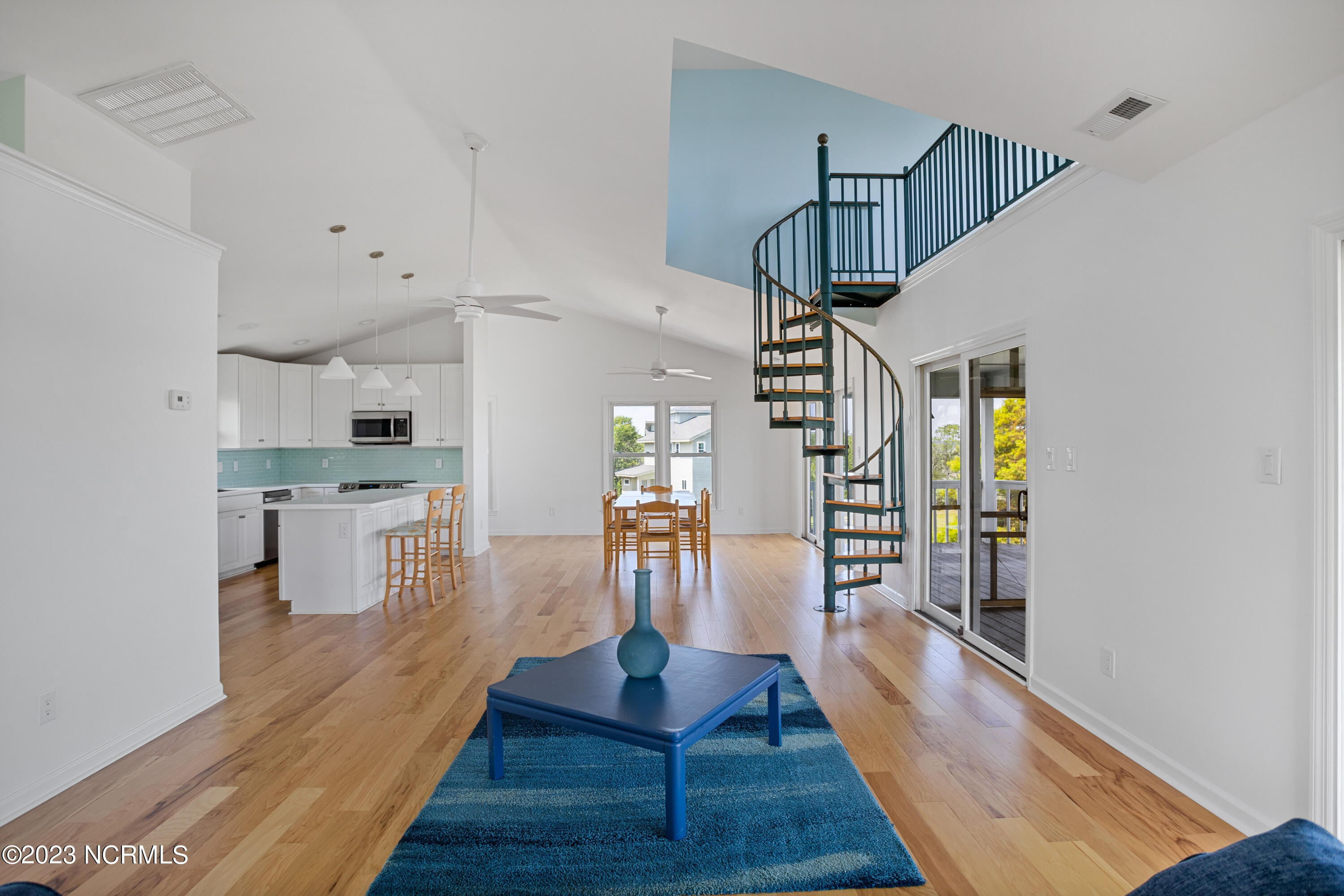 36 N Oak Court