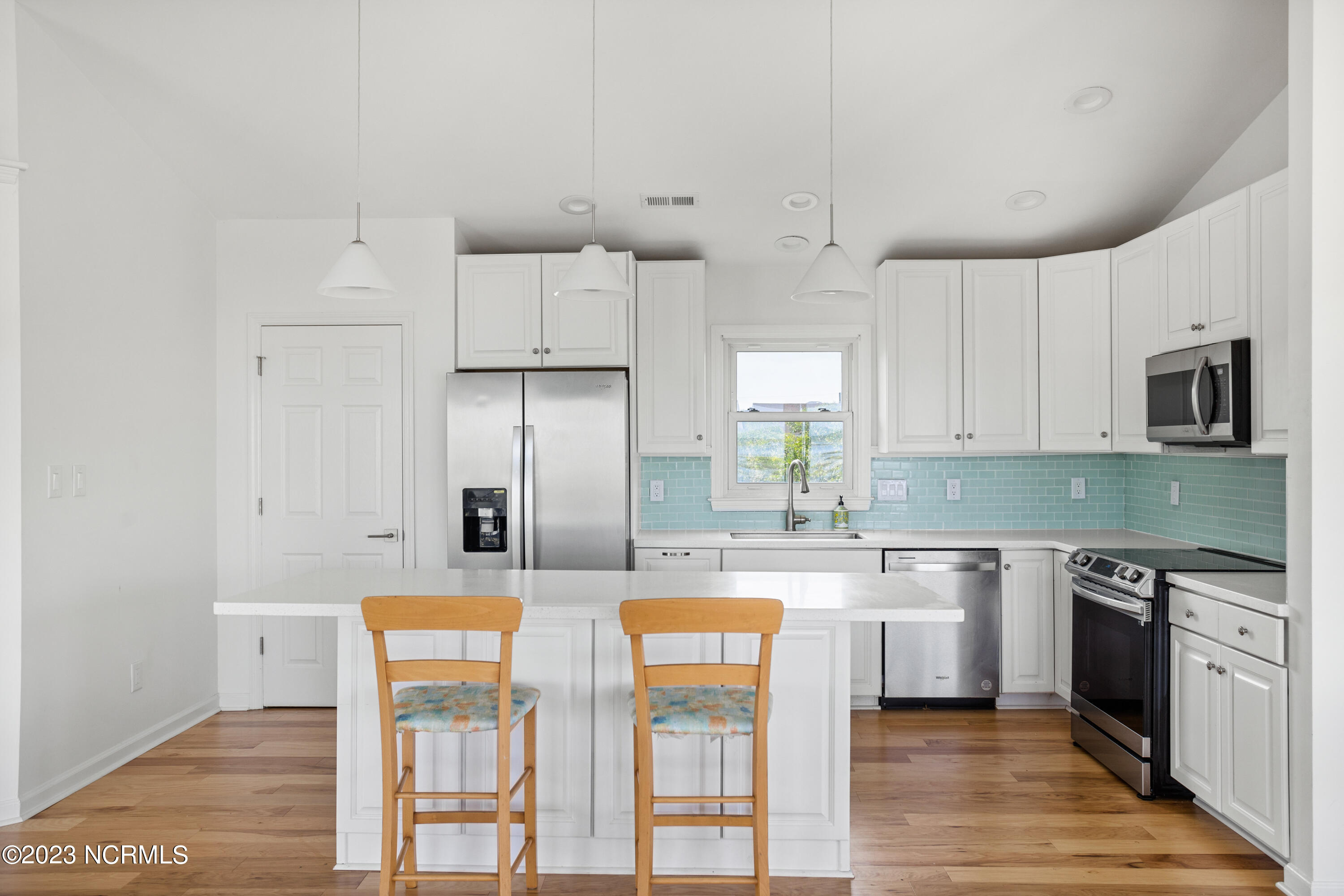 36 N Oak Court