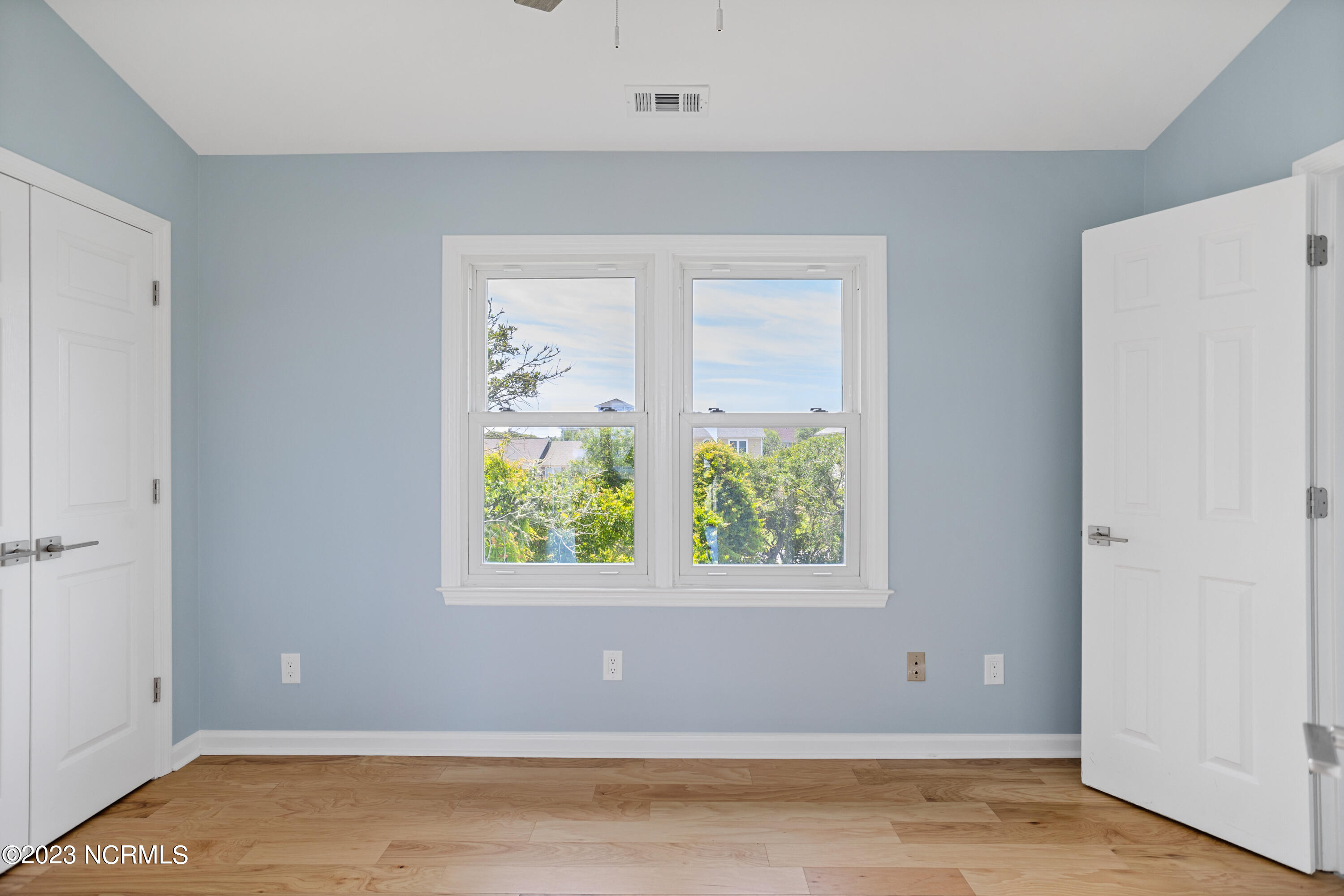 36 N Oak Court