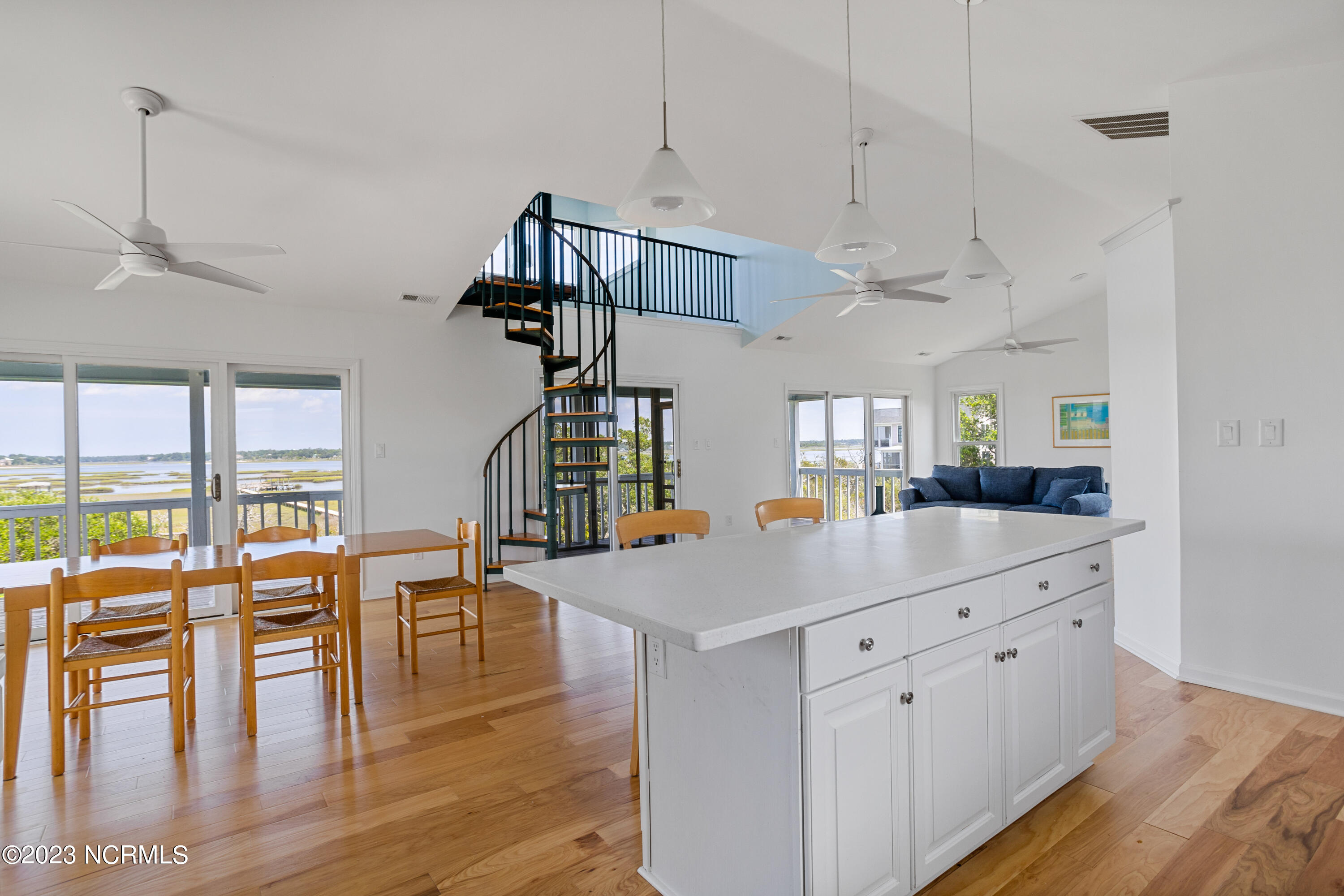 36 N Oak Court