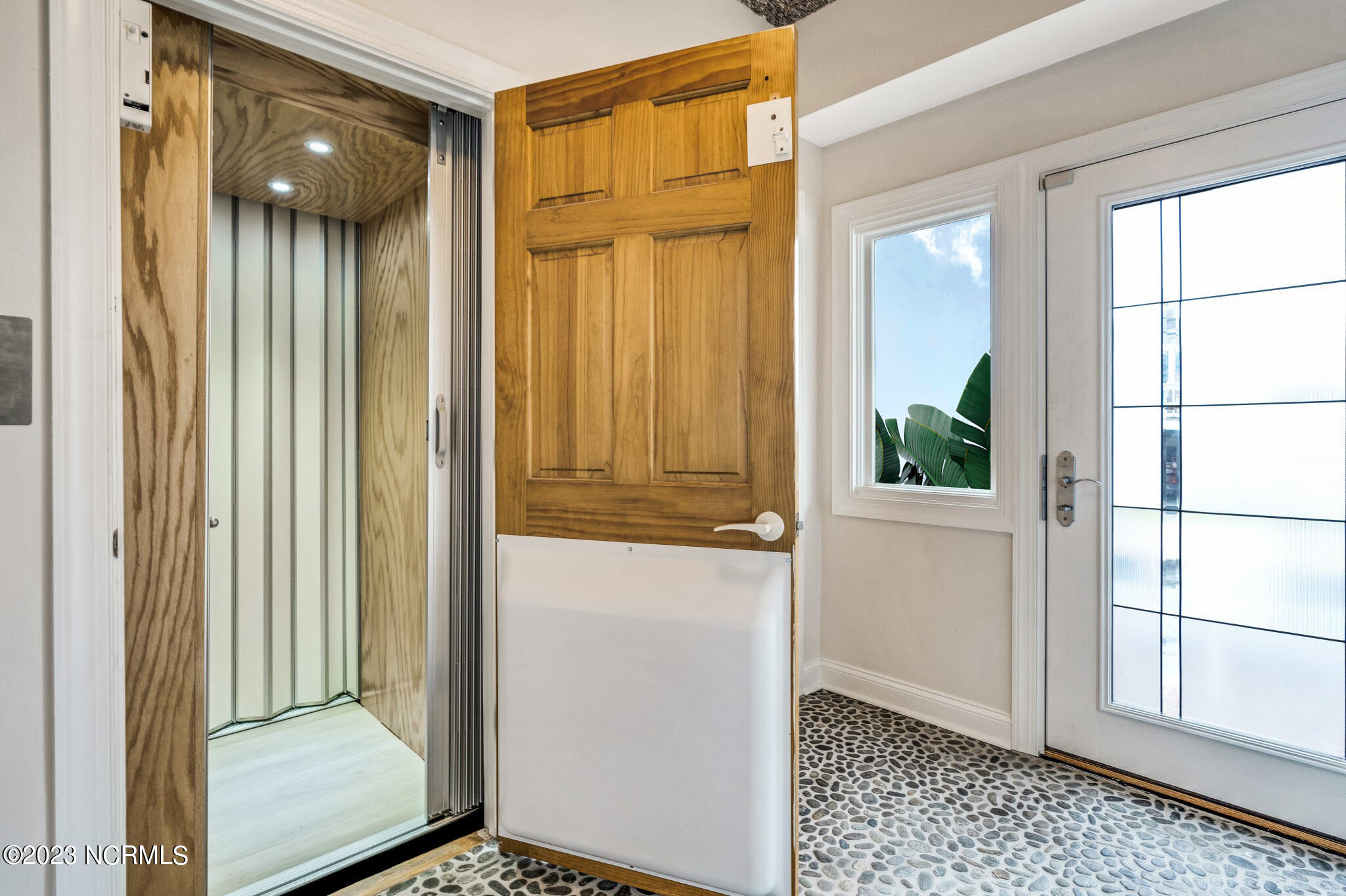 1107 Canal Drive
