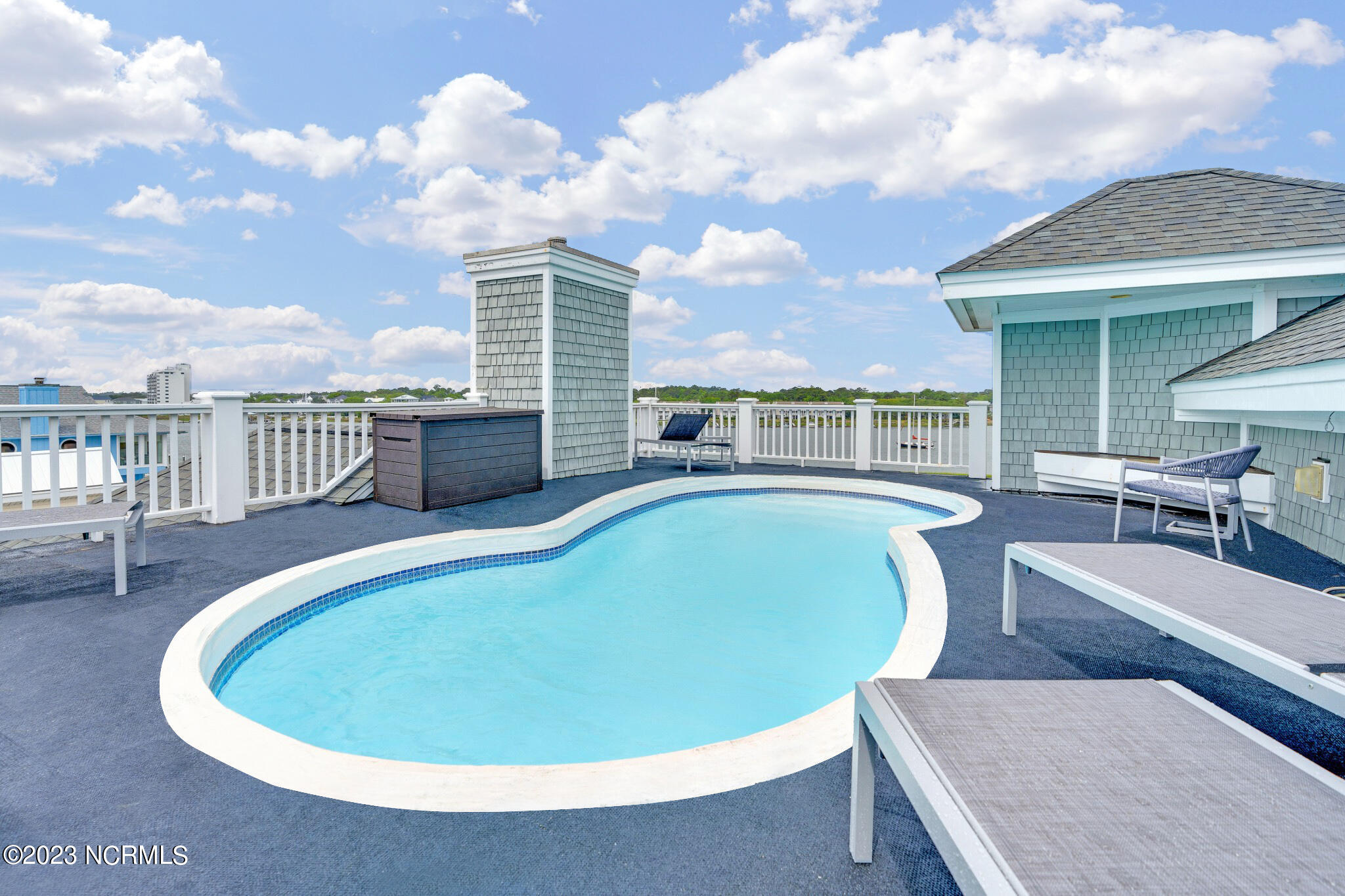 1107 Canal Drive