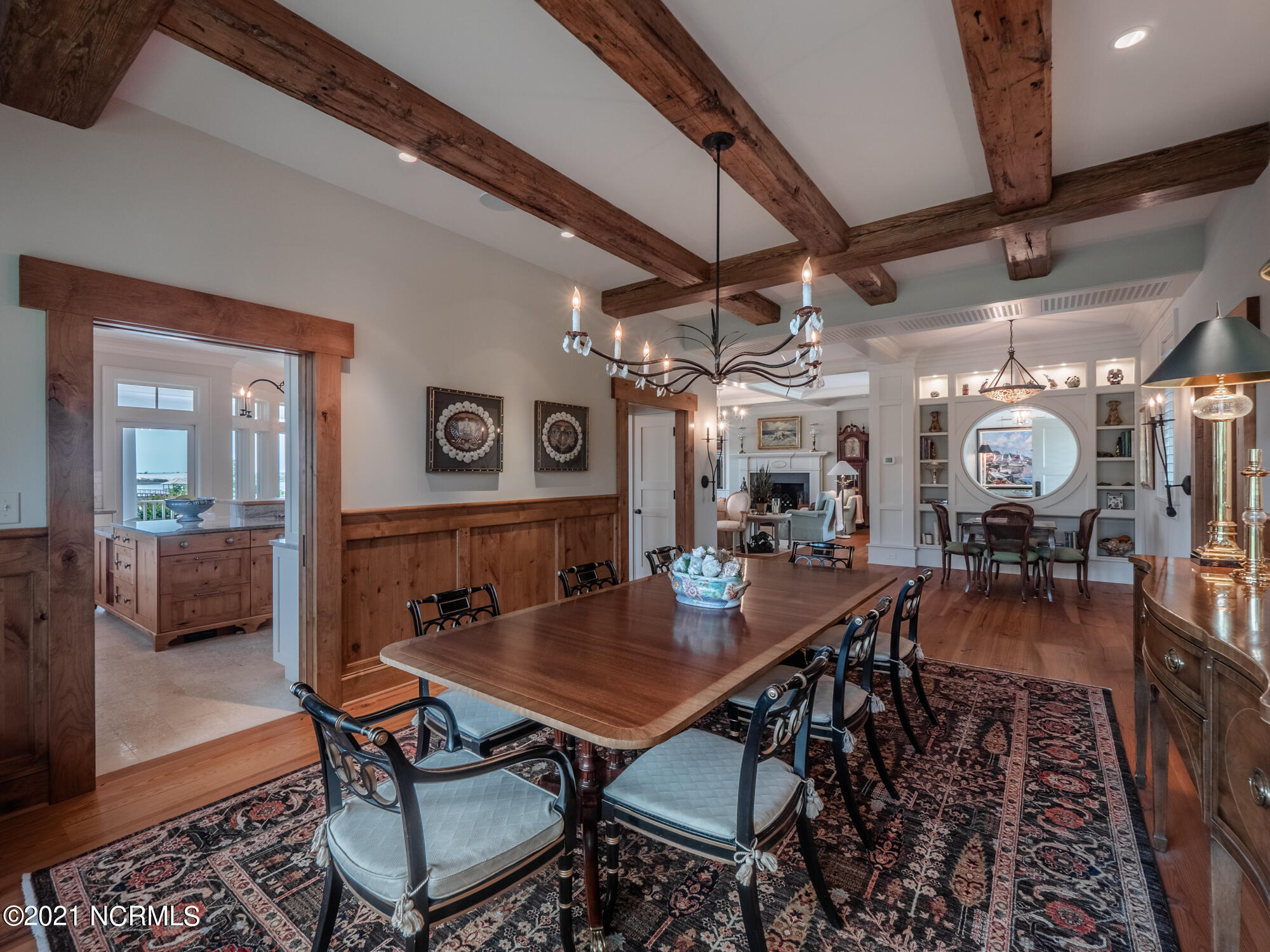 2307 Middle Sound Loop Road