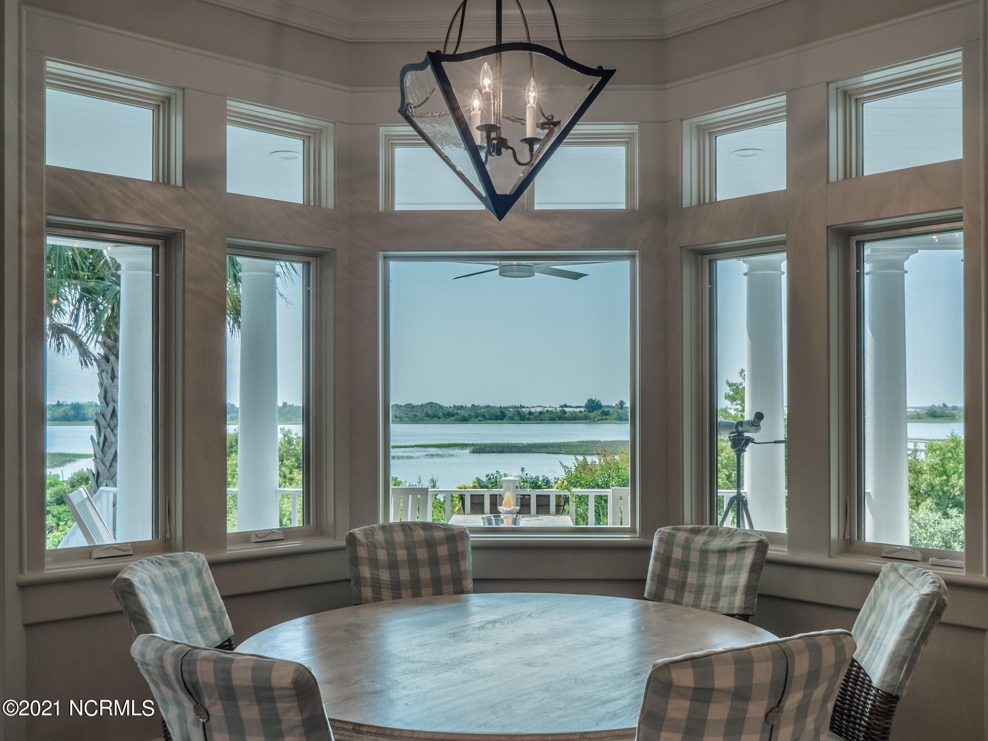 2307 Middle Sound Loop Road
