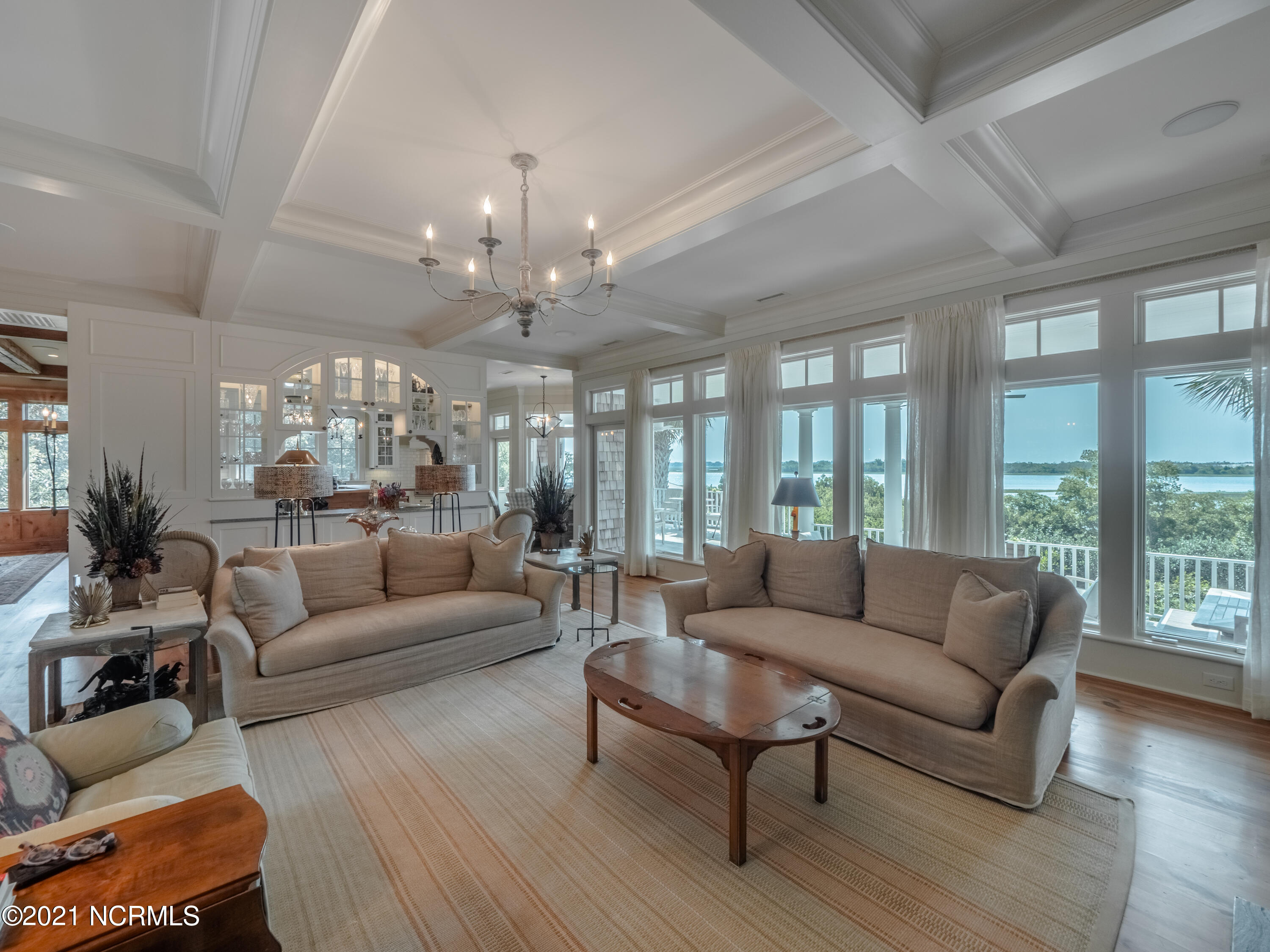 2307 Middle Sound Loop Road