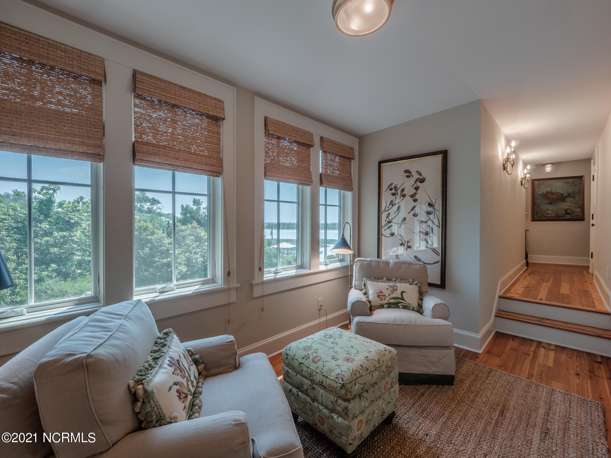 2307 Middle Sound Loop Road