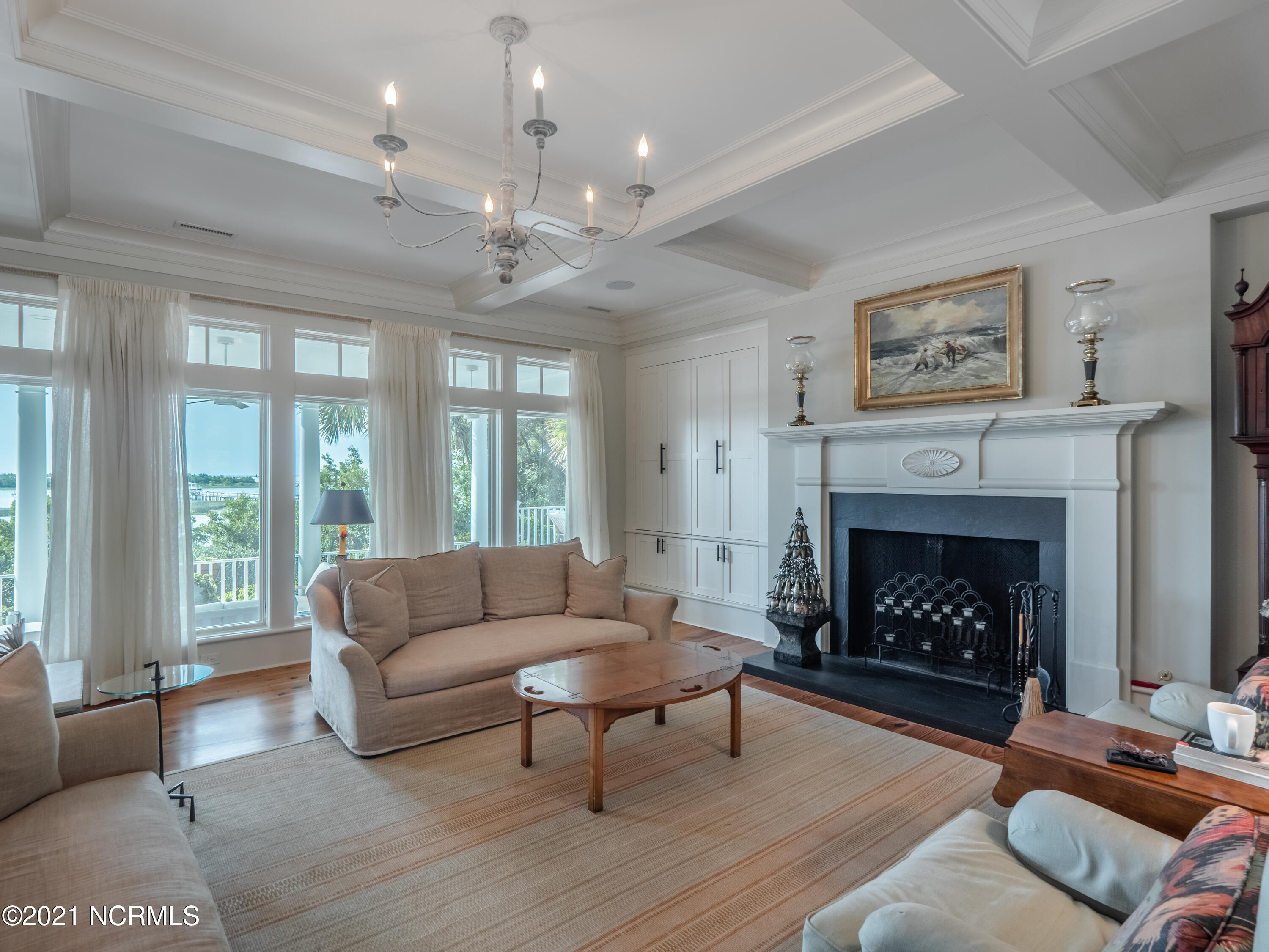 2307 Middle Sound Loop Road