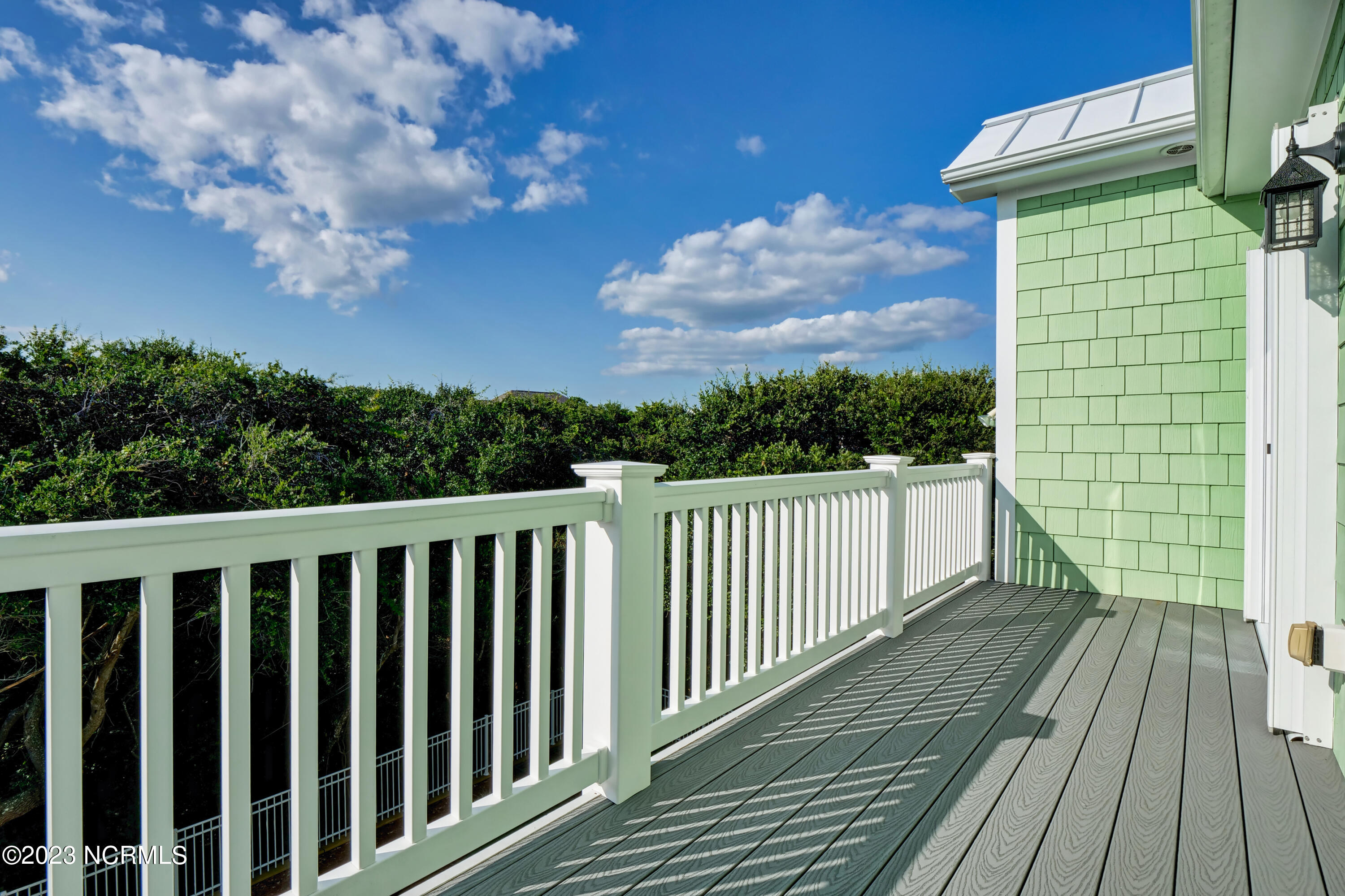 1911 S Shore Drive