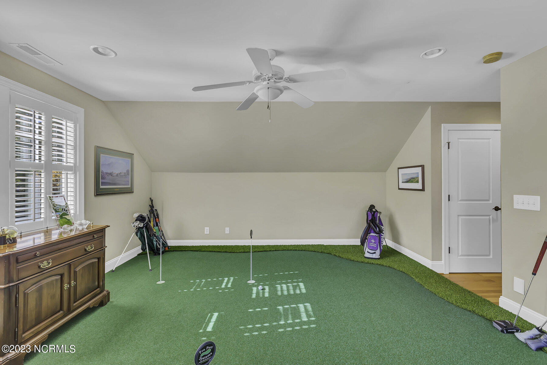 1917 S Moorings Drive
