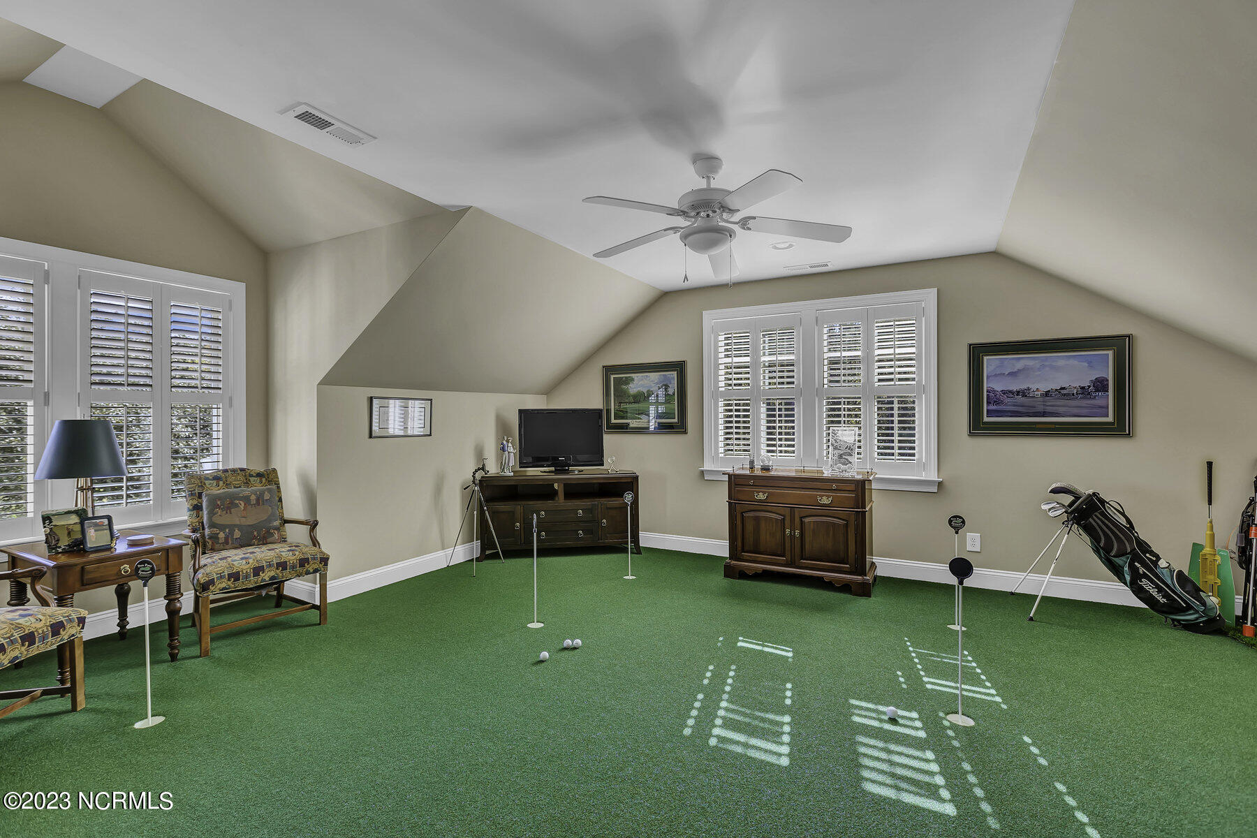 1917 S Moorings Drive