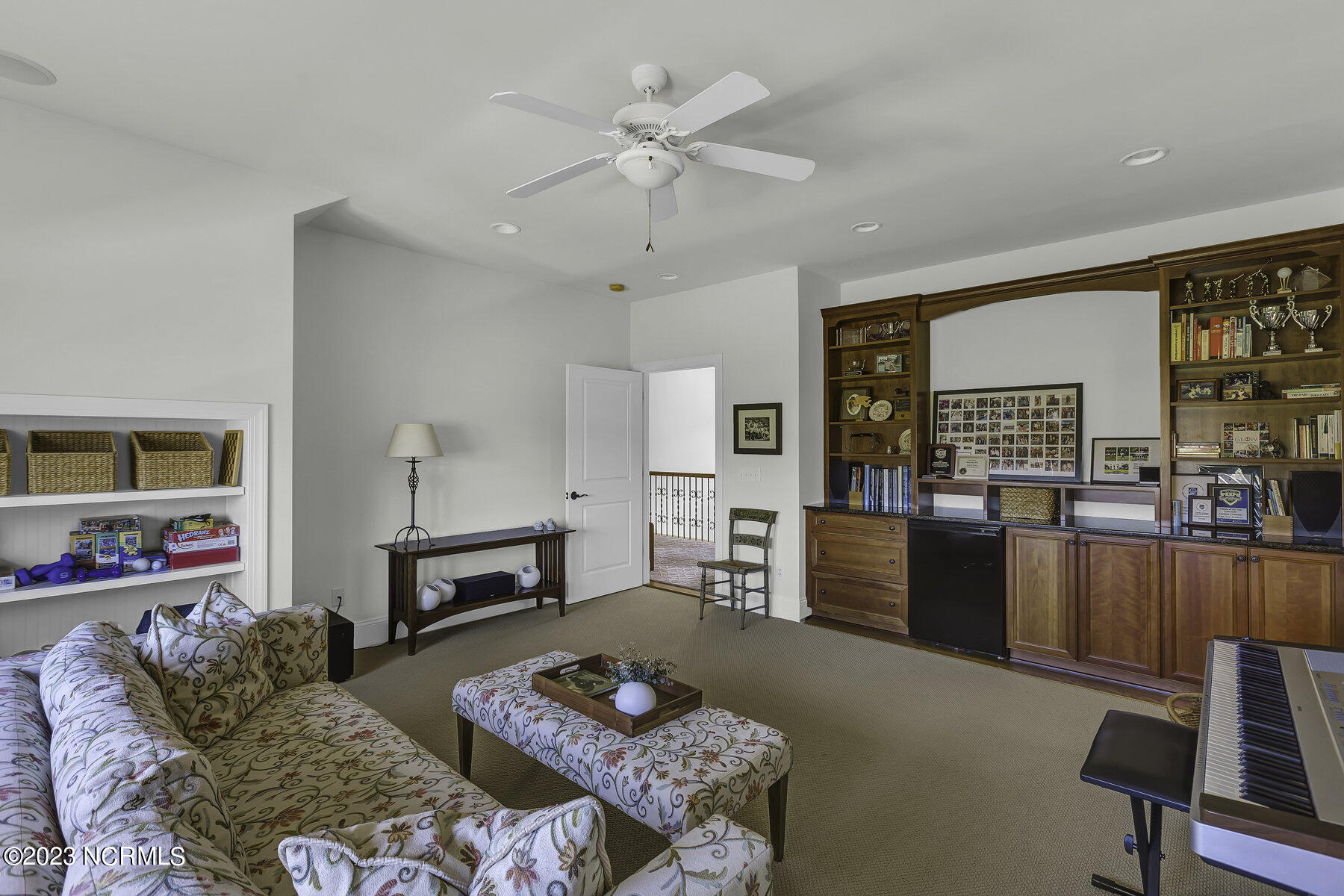 1917 S Moorings Drive