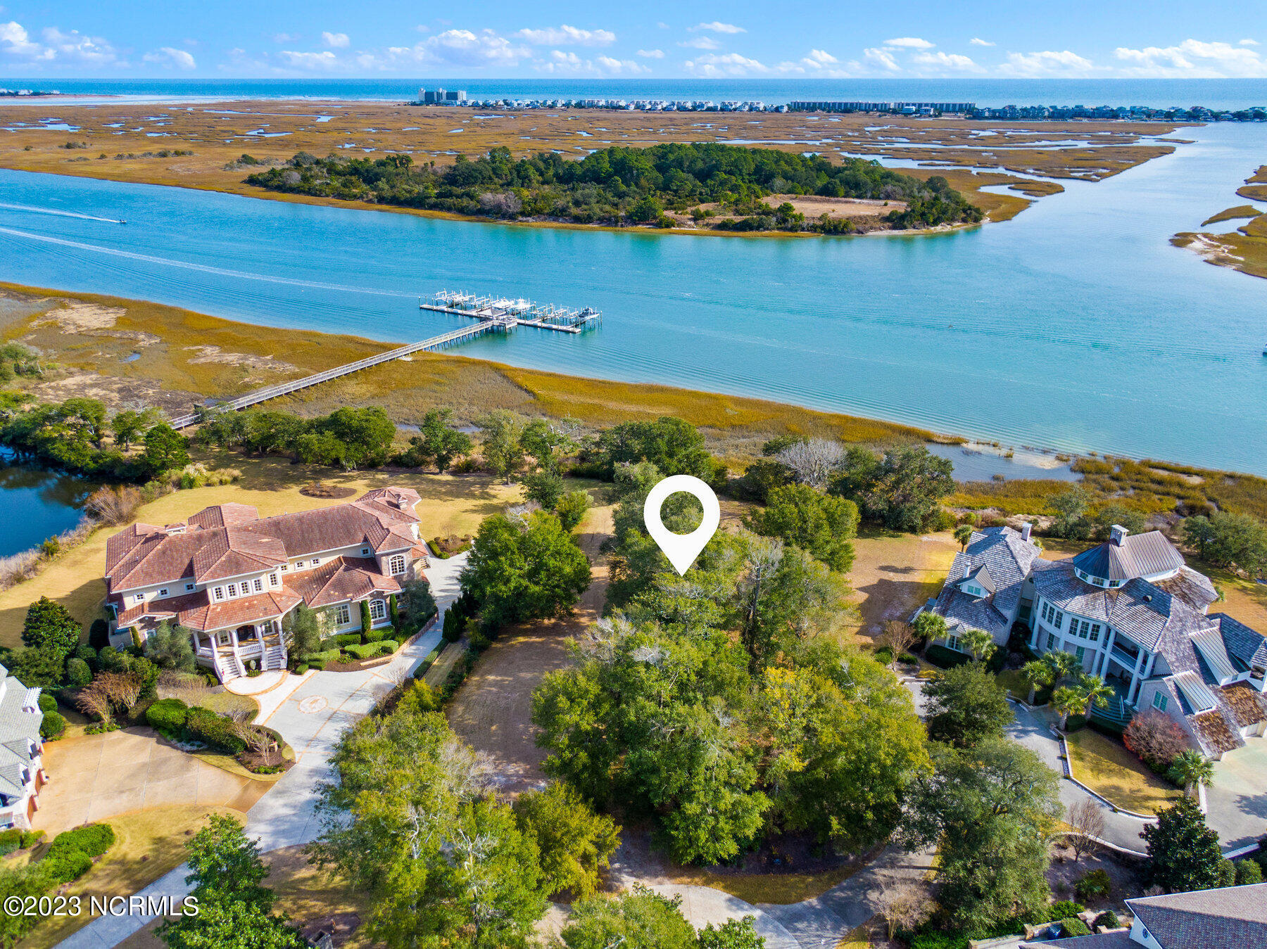 1111 4 Pembroke Jones Drive
