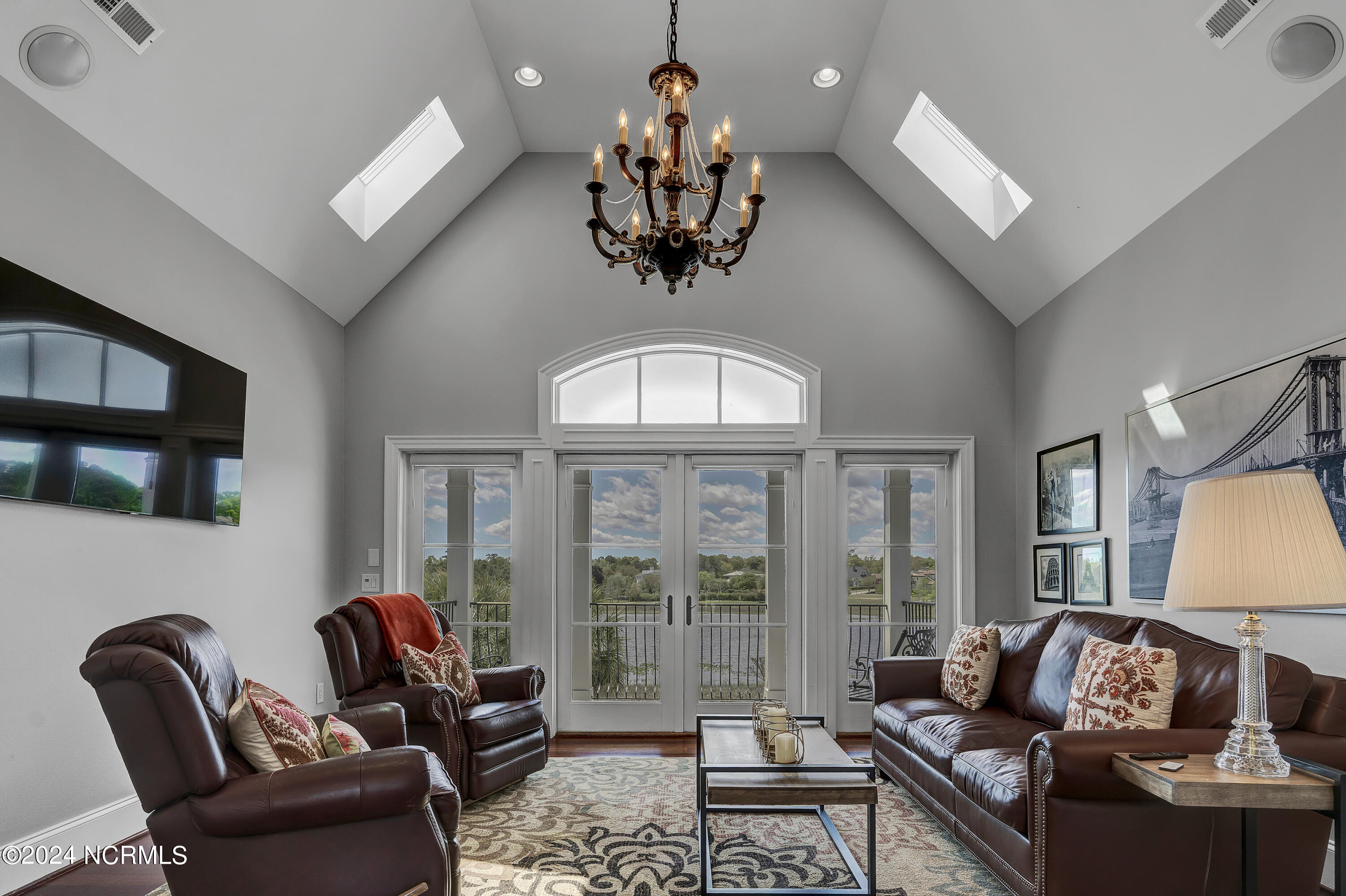 1108 Shelter Cove Place