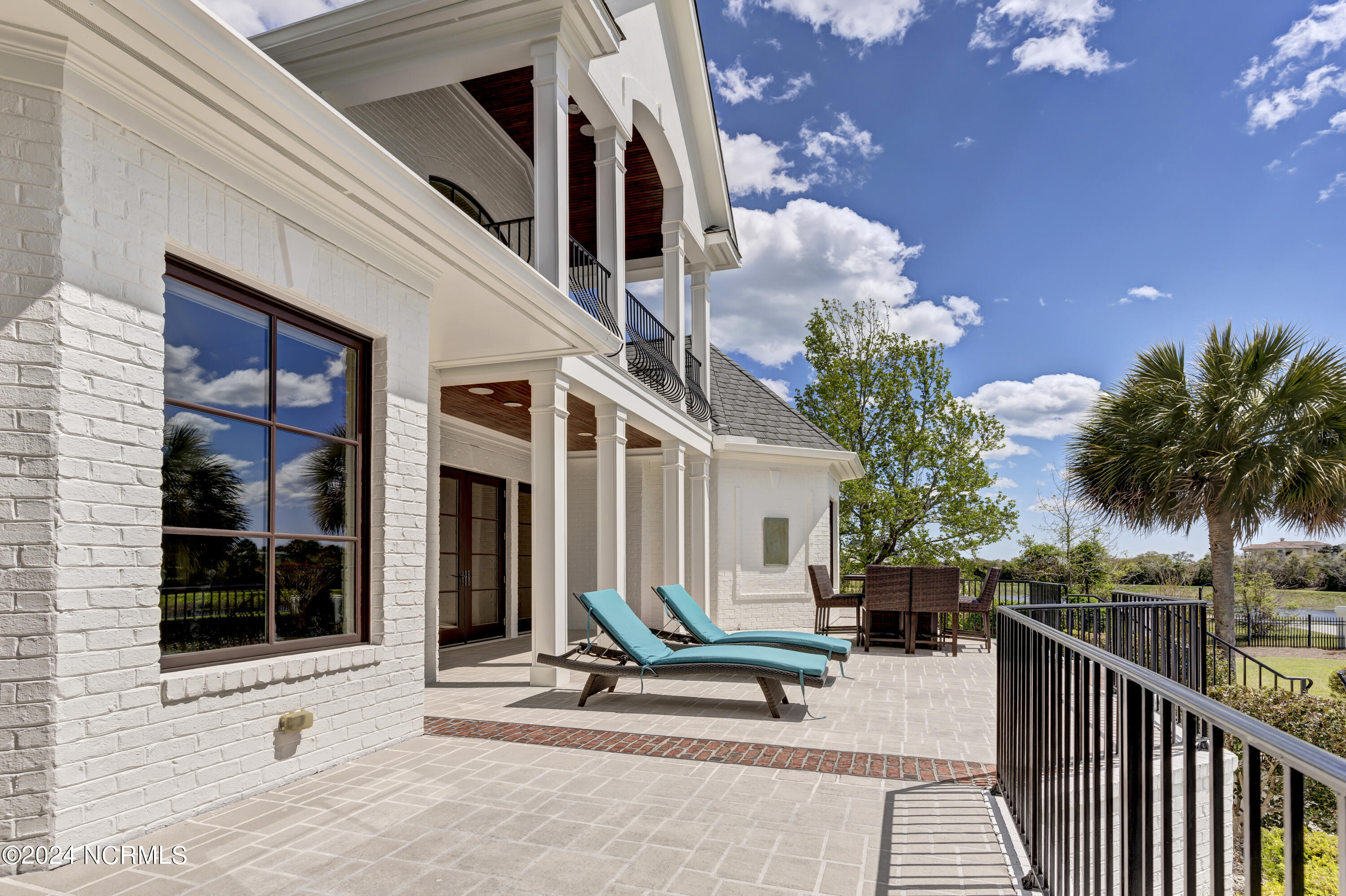 1108 Shelter Cove Place