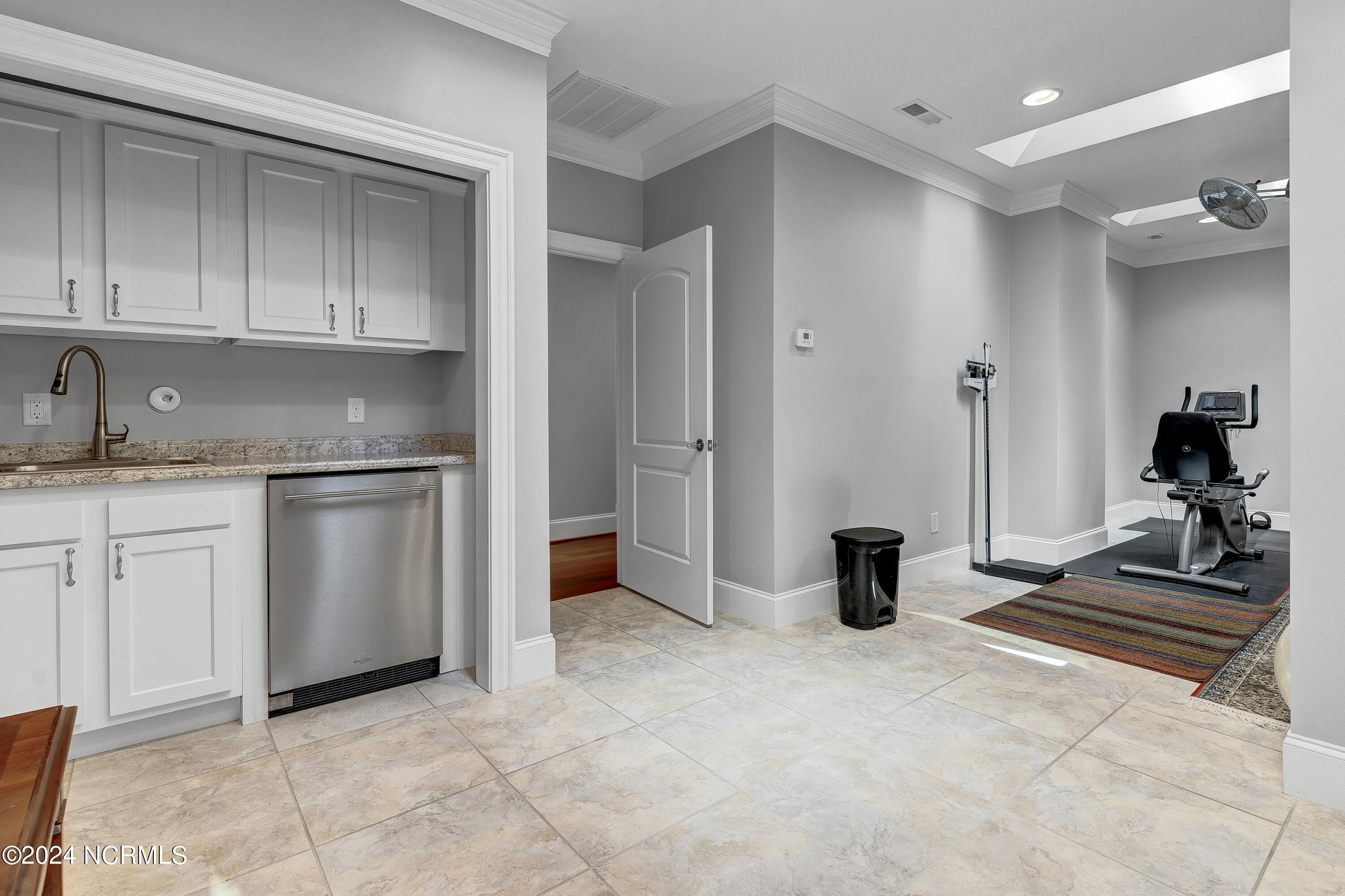1108 Shelter Cove Place